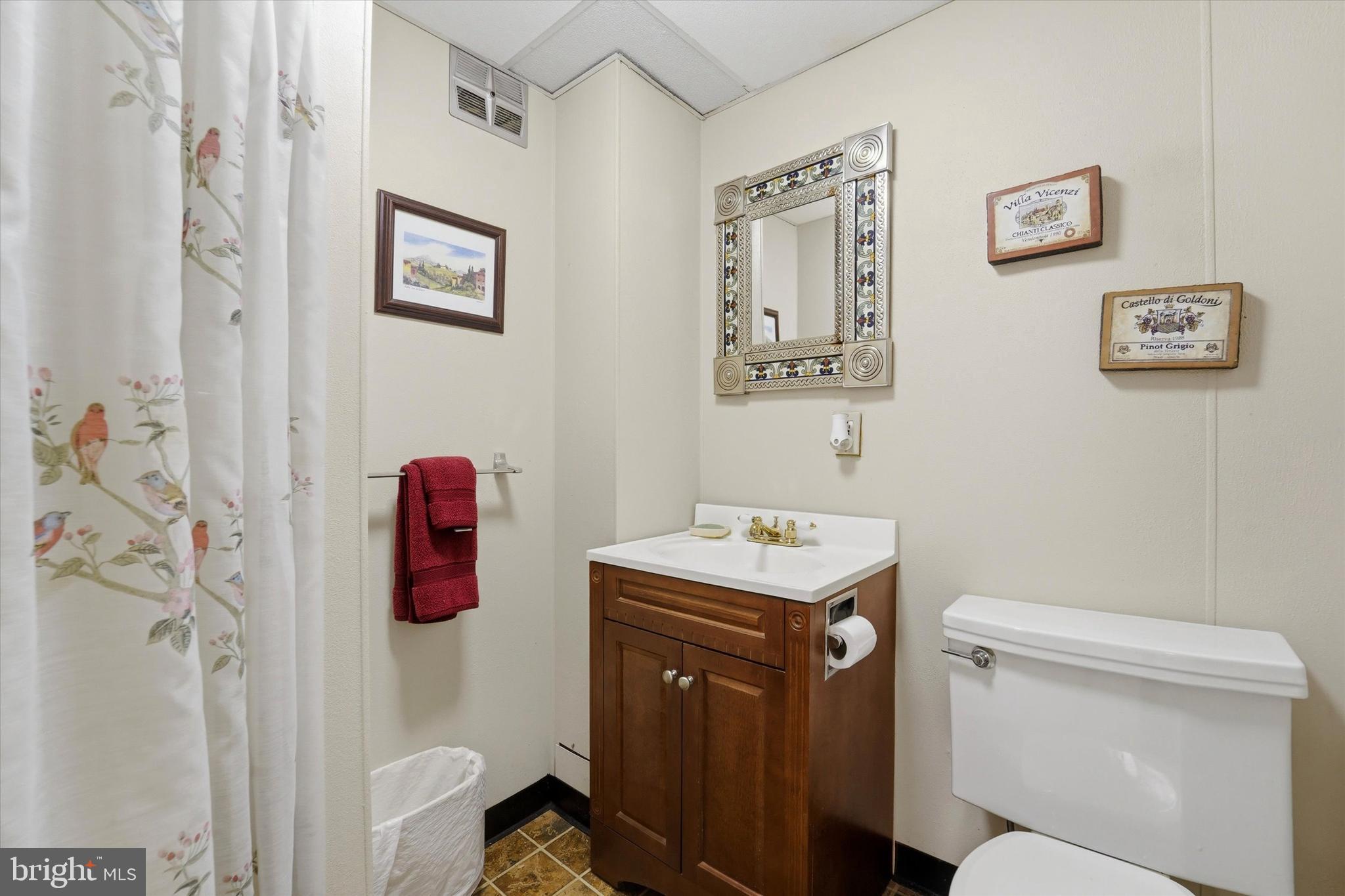 MEADOWBROOK - Residential