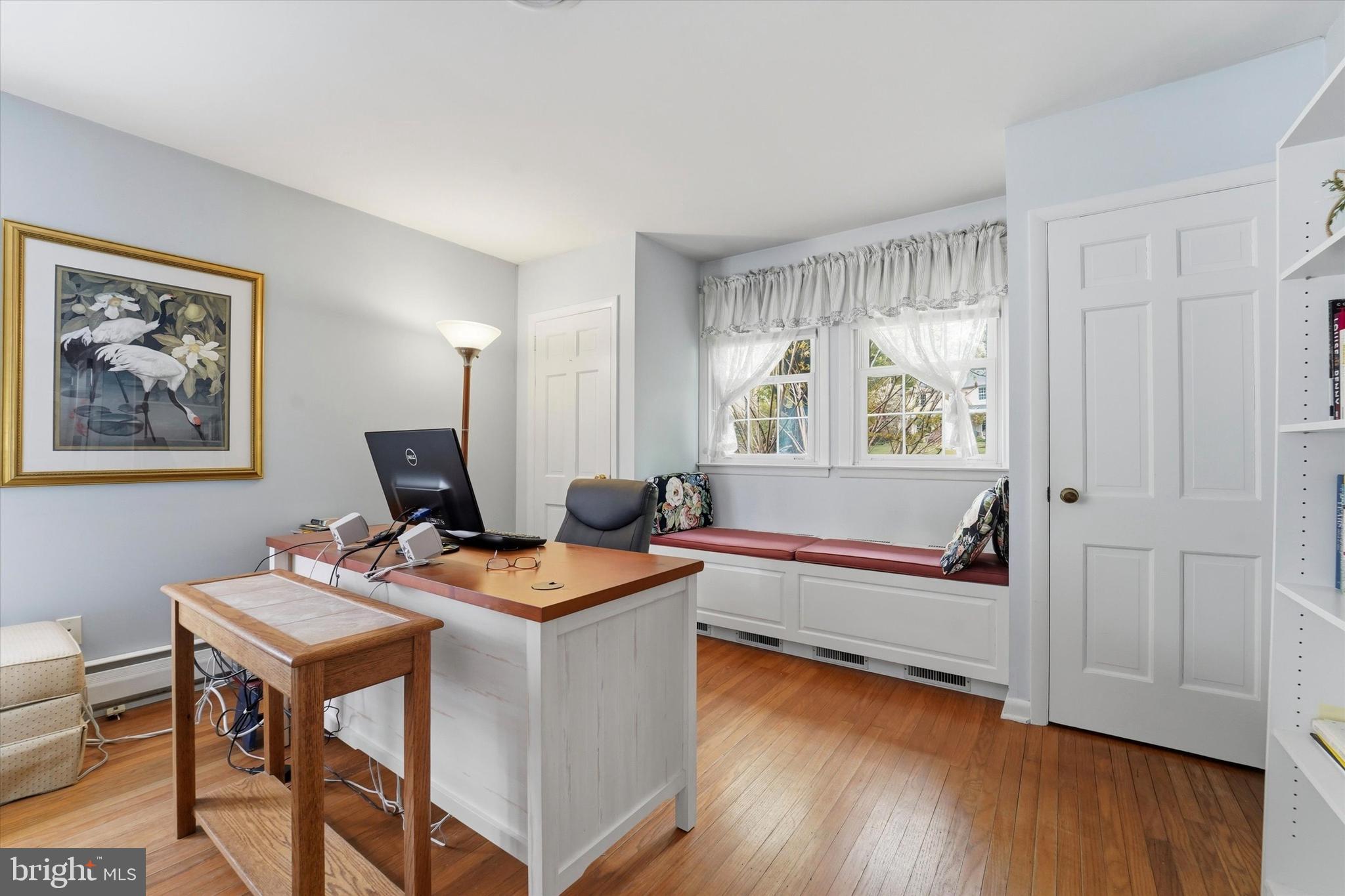 MEADOWBROOK - Residential