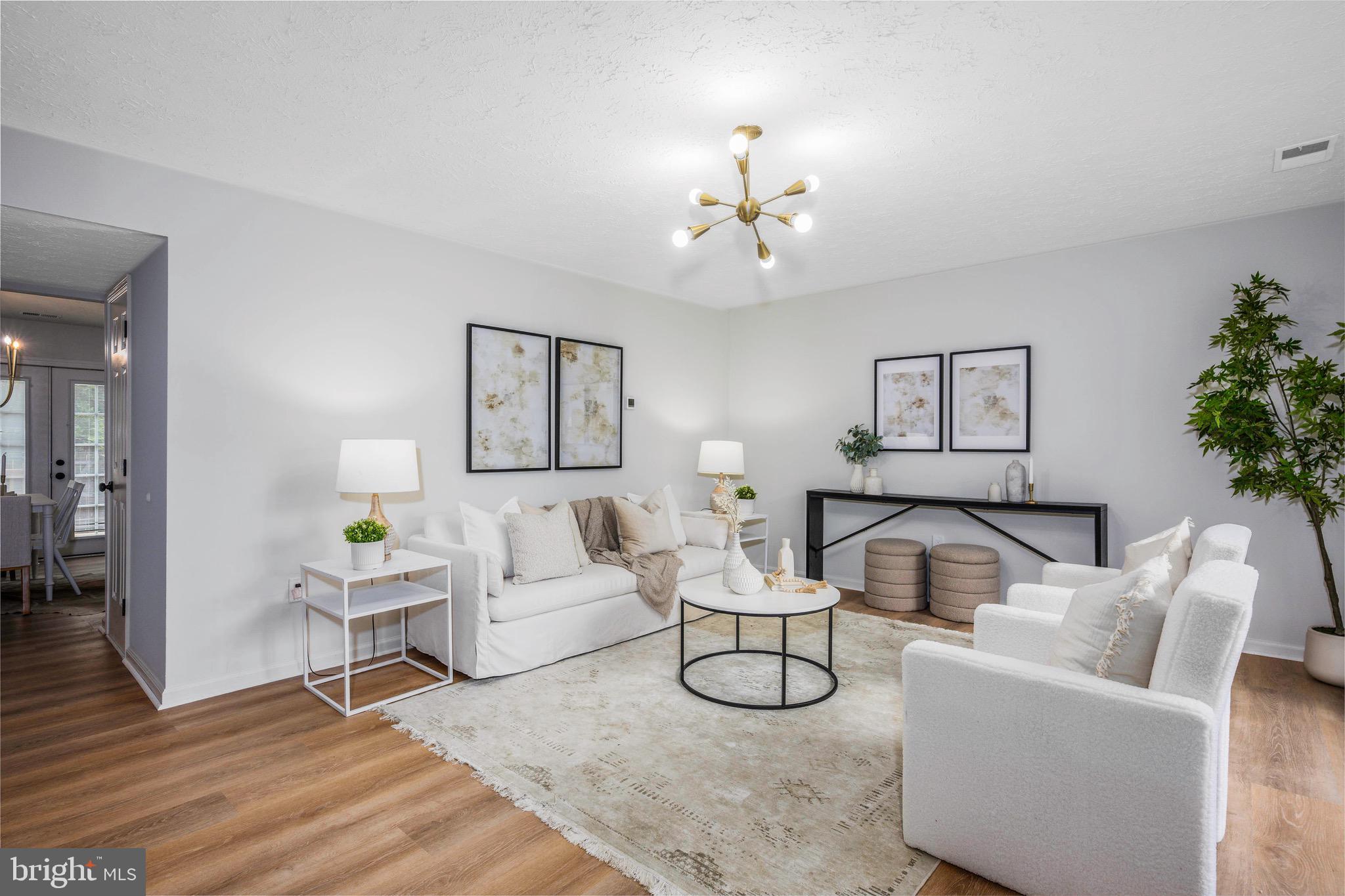 WESTLAKE VILLAGE - Residential