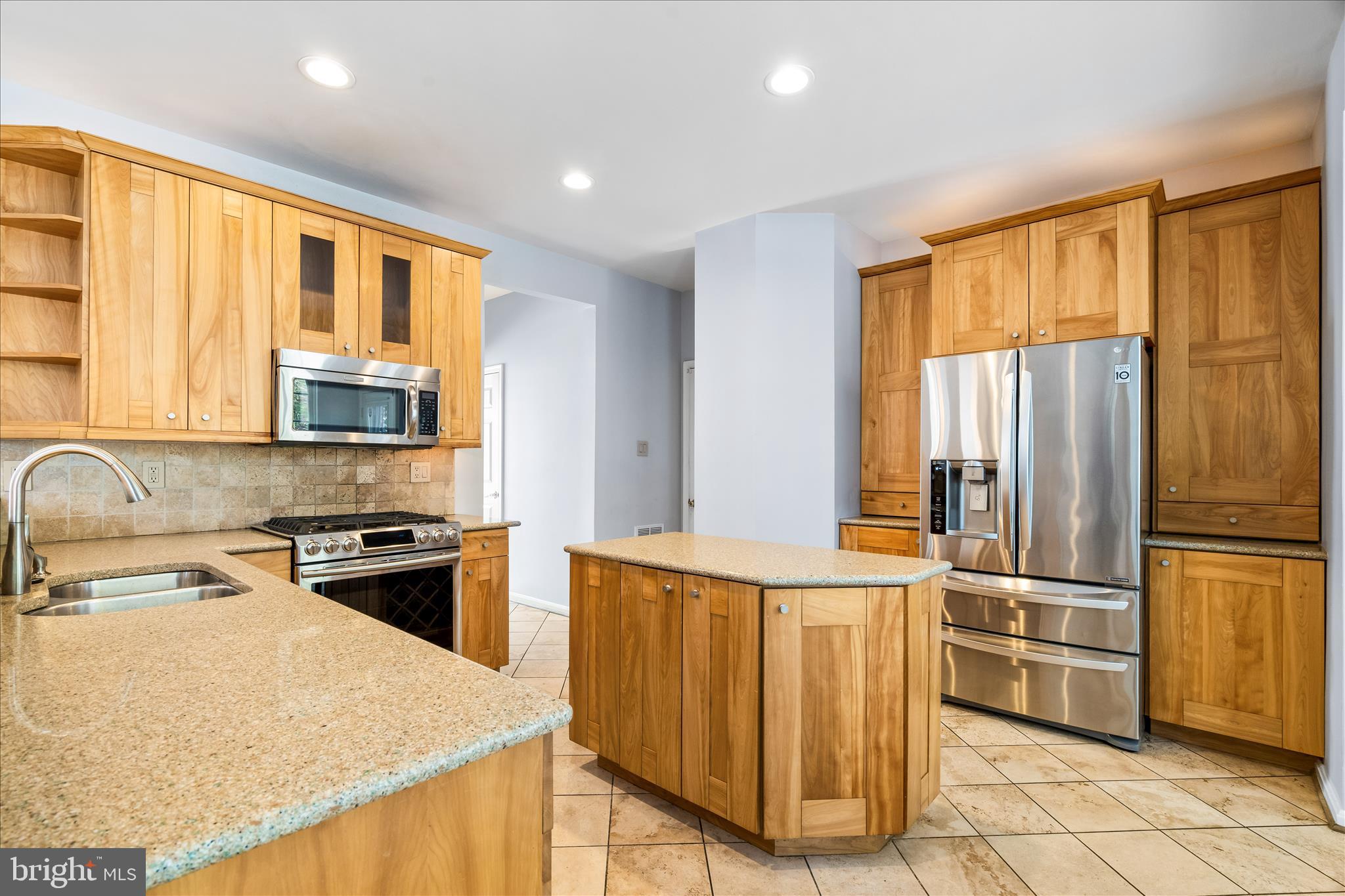 KINGS SQUARE - Residential