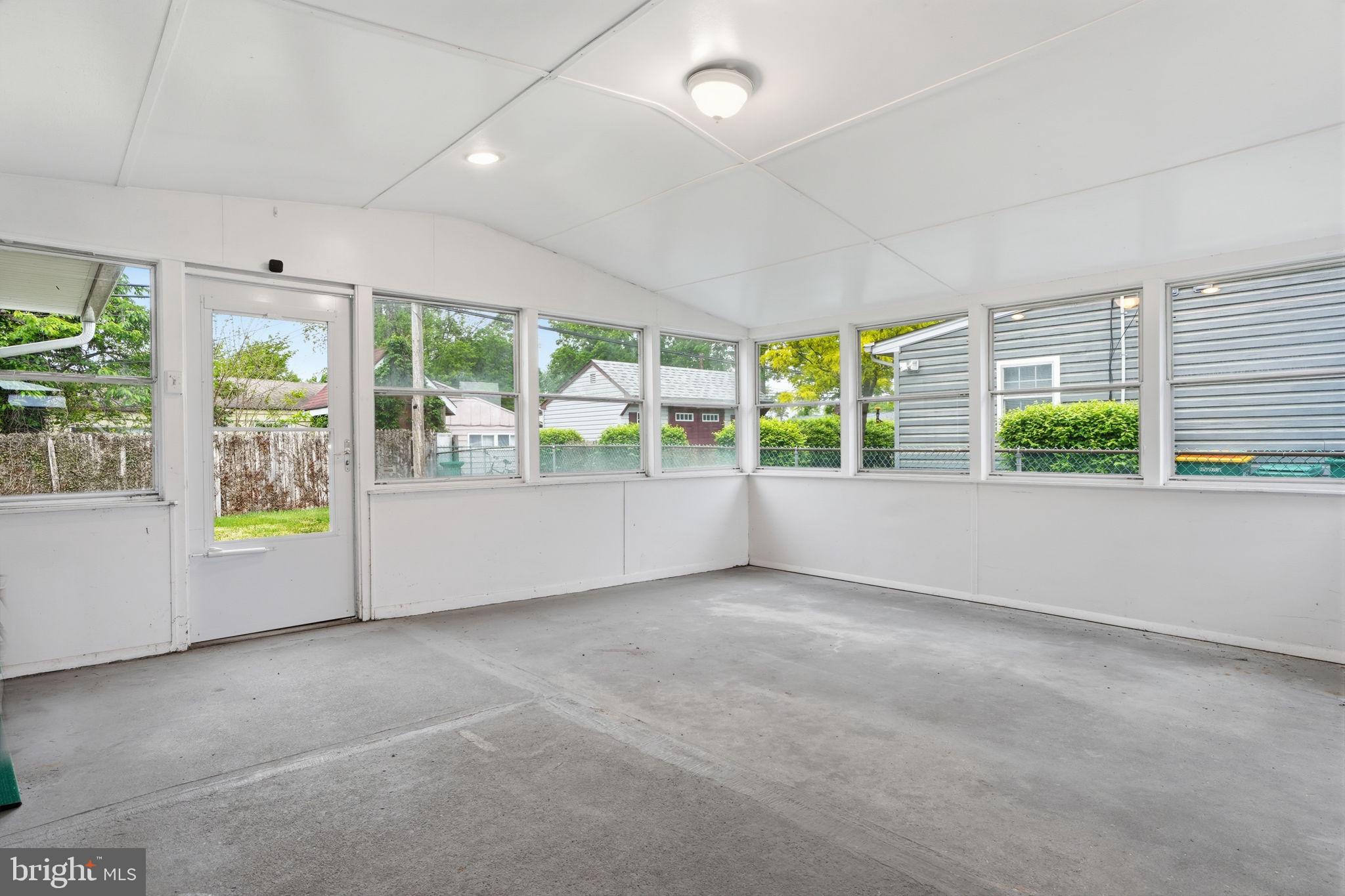 THORNRIDGE - Residential