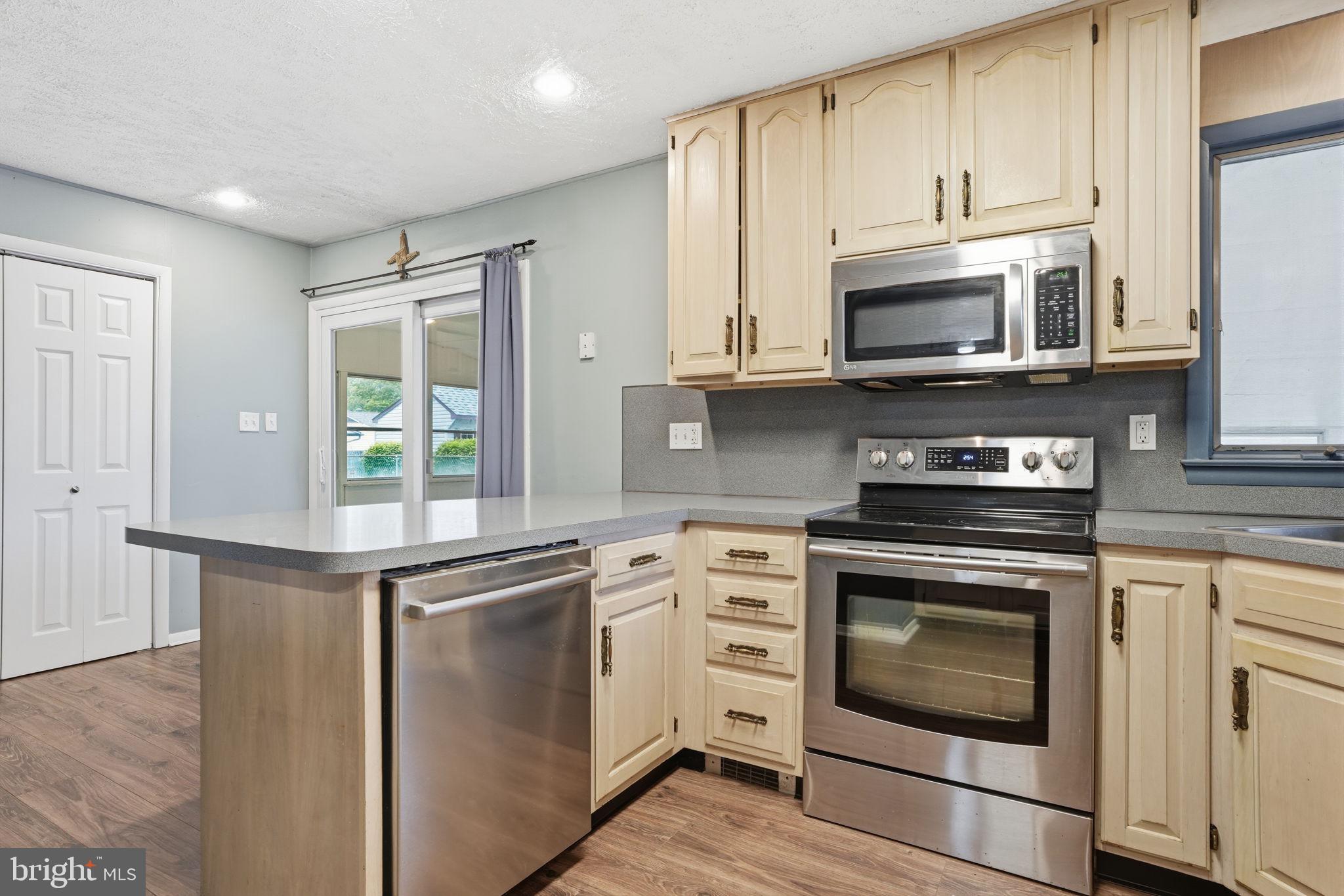 THORNRIDGE - Residential