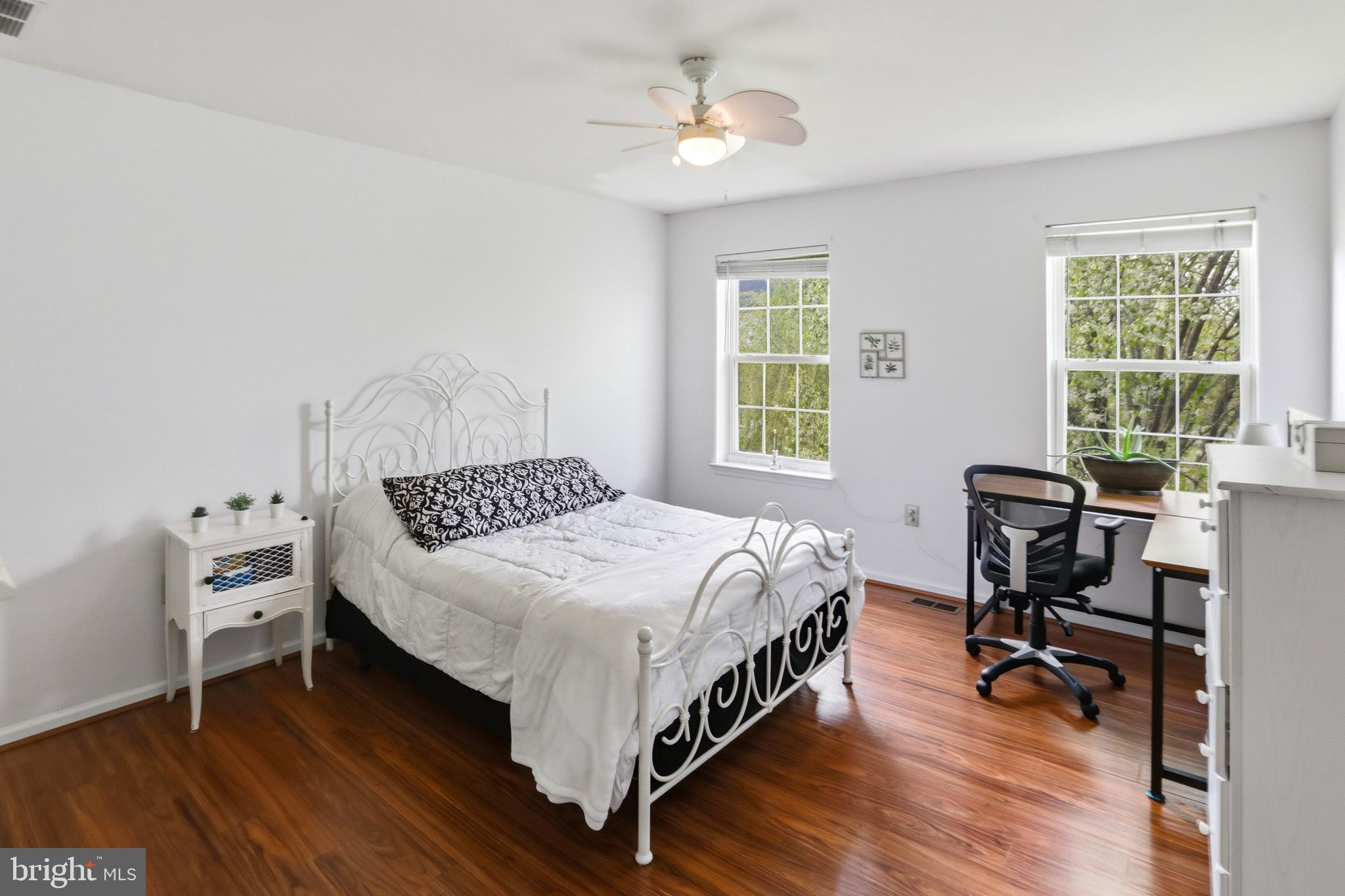 WILLOW GATE FARM - Residential