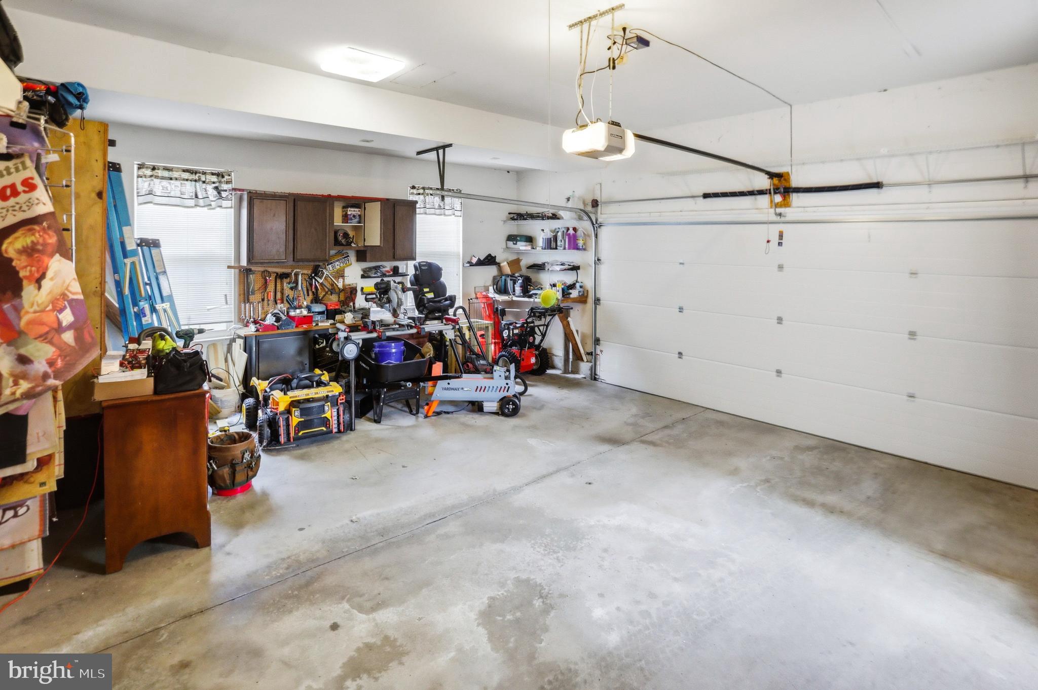 WILLOW GATE FARM - Residential