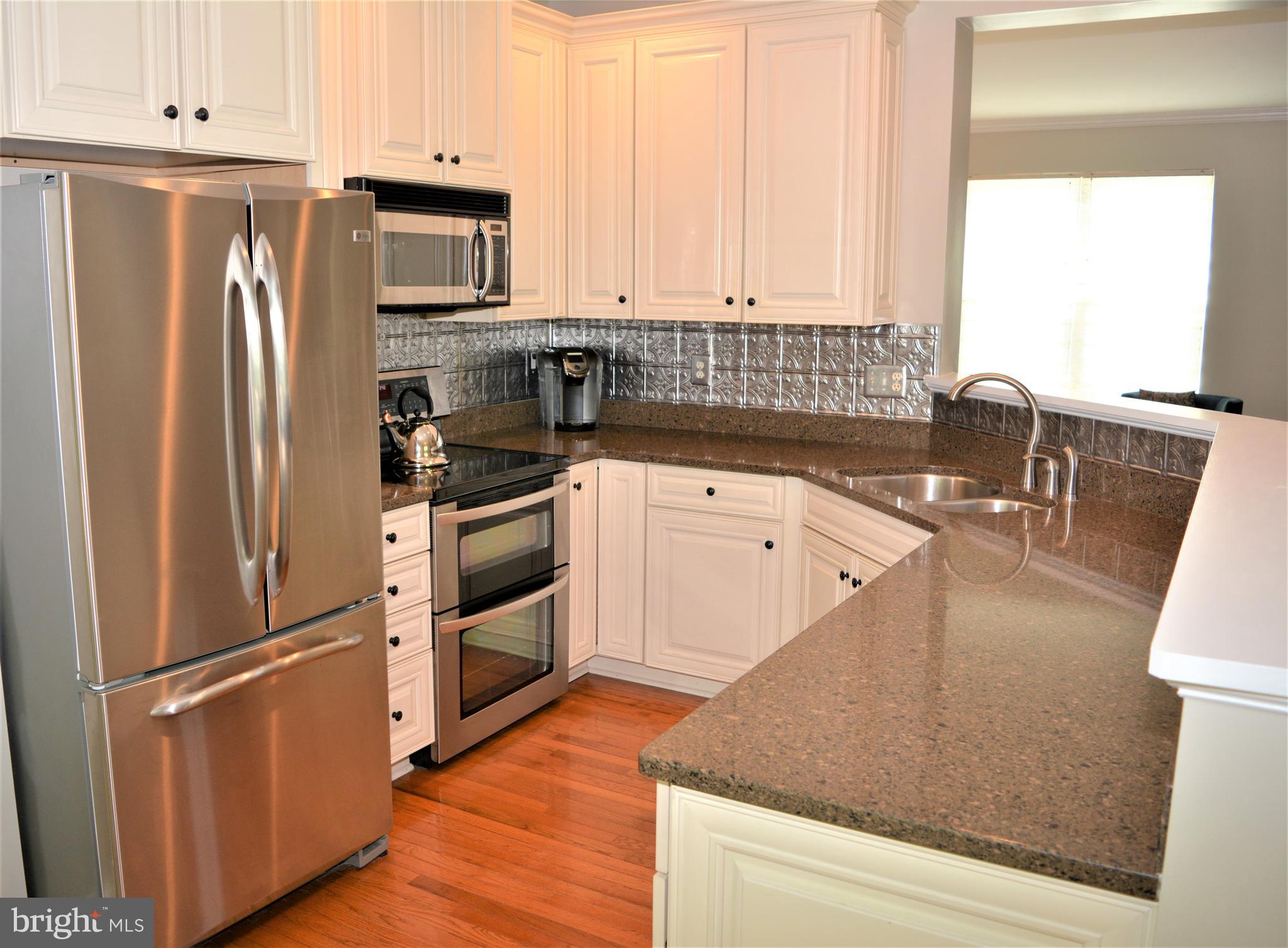 COMPTON VILLAGE - Residential