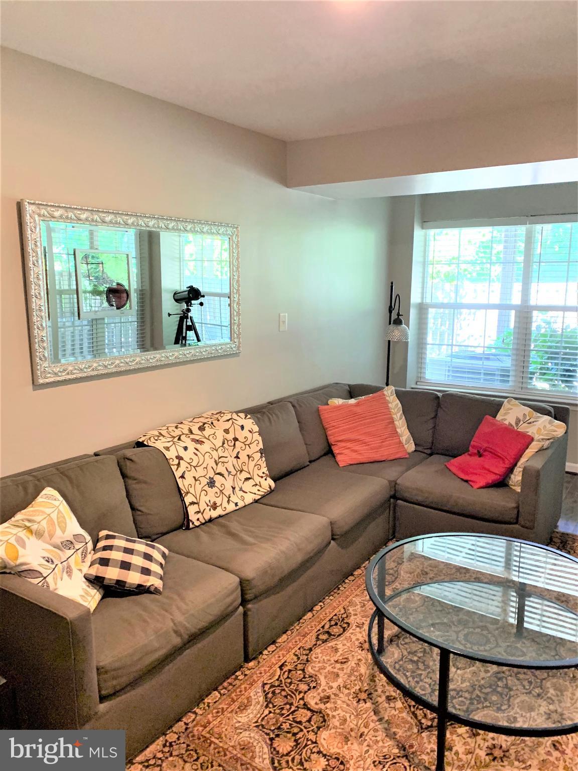 COMPTON VILLAGE - Residential