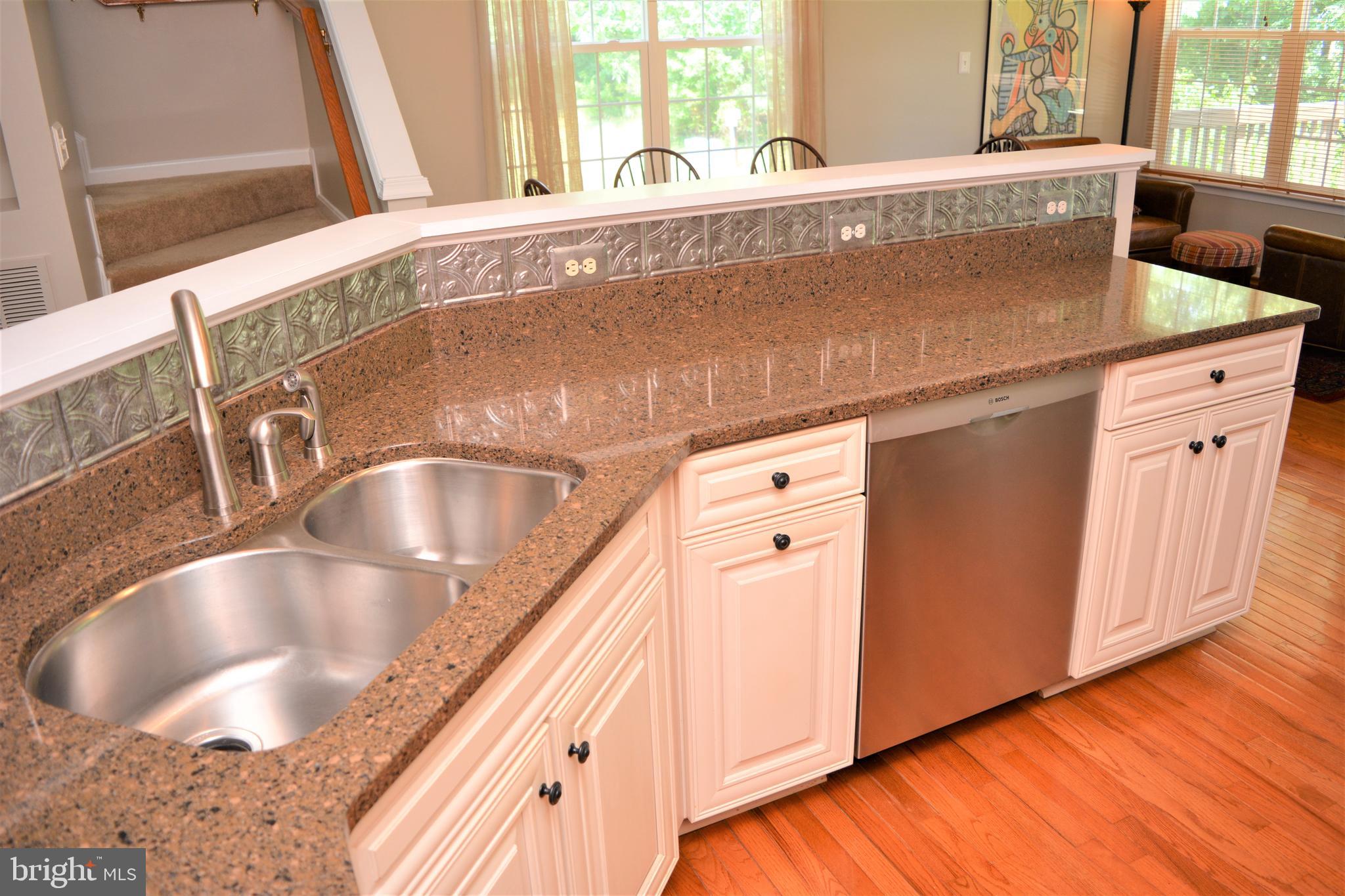 COMPTON VILLAGE - Residential