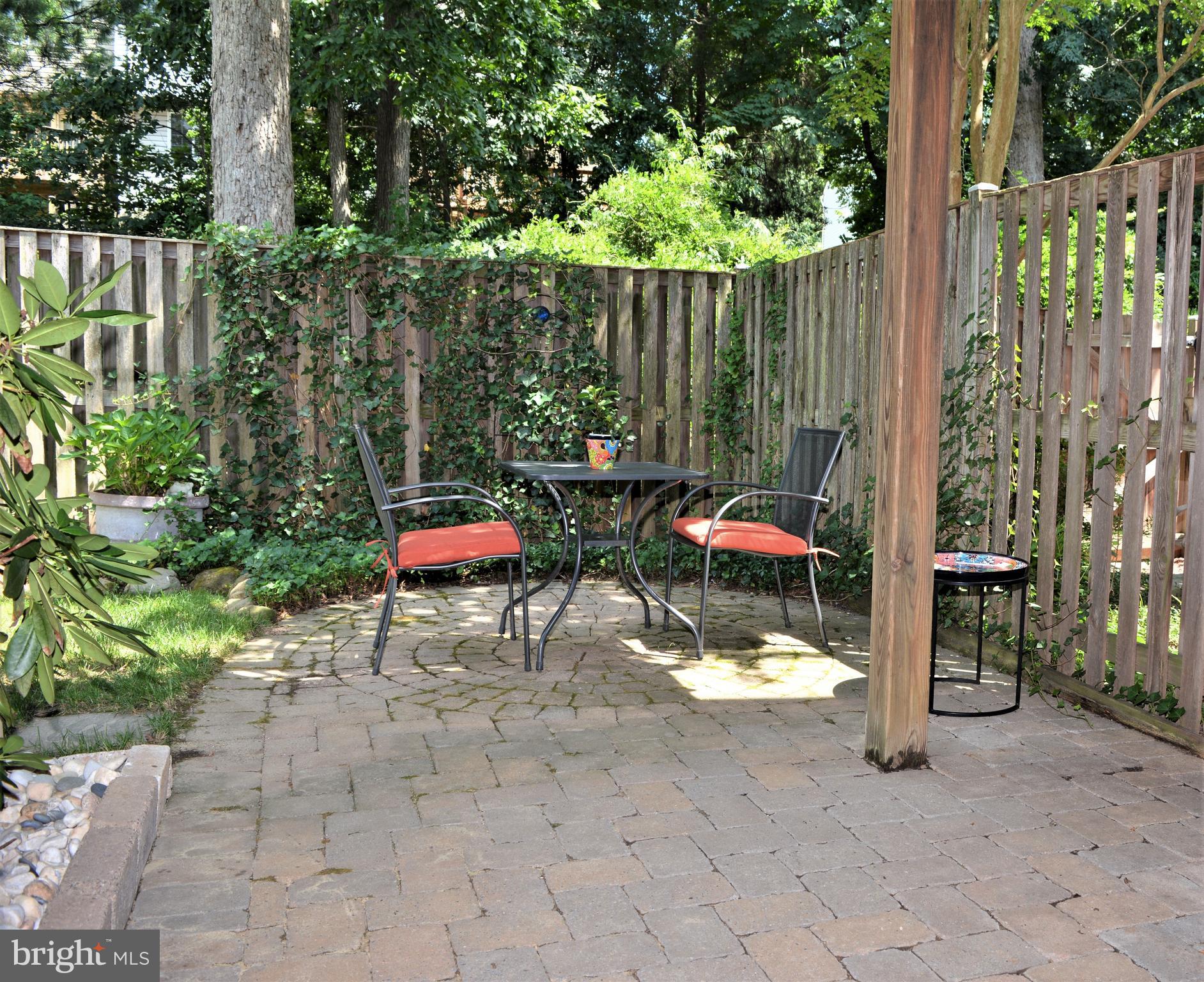 COMPTON VILLAGE - Residential