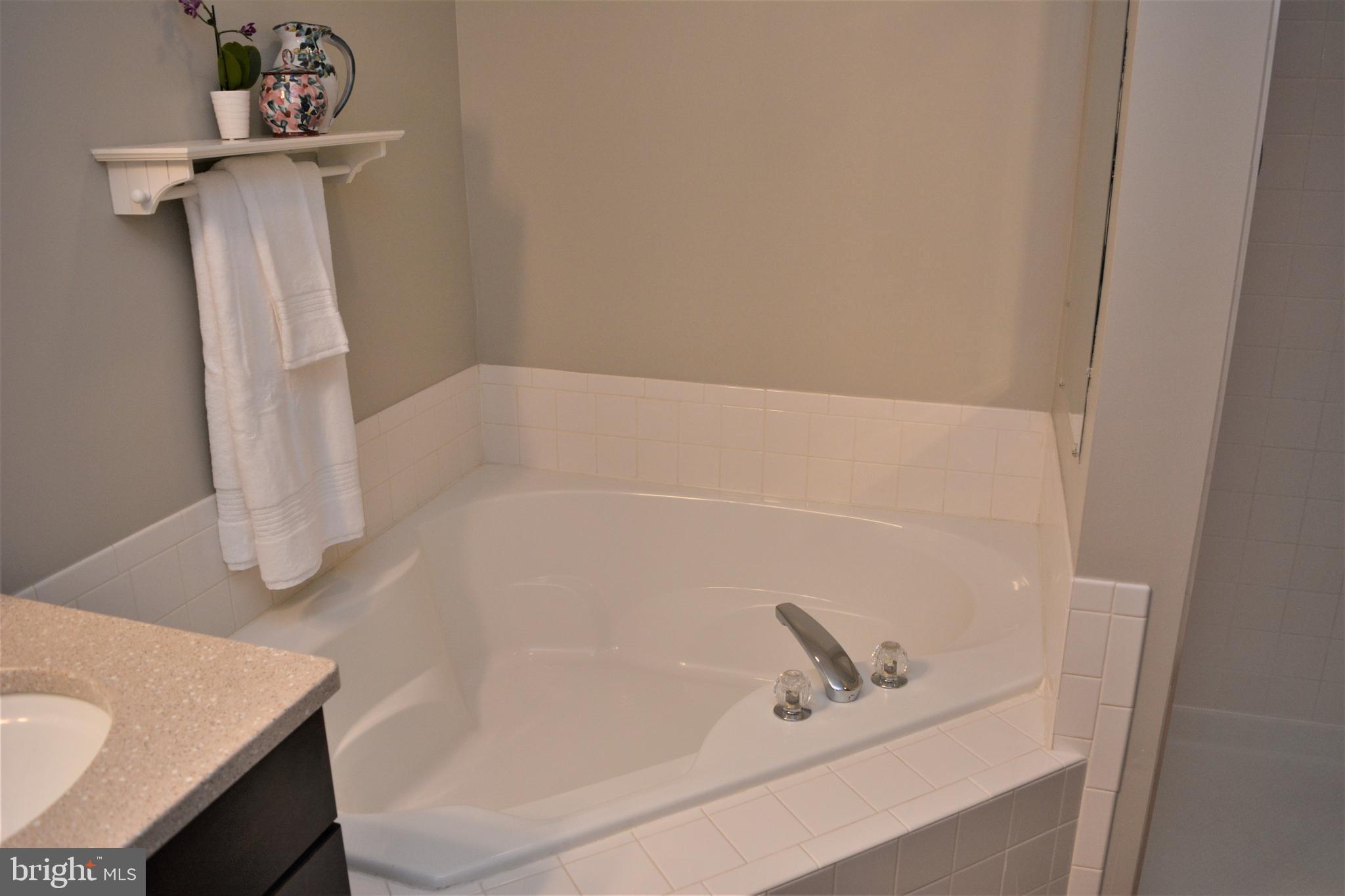 COMPTON VILLAGE - Residential