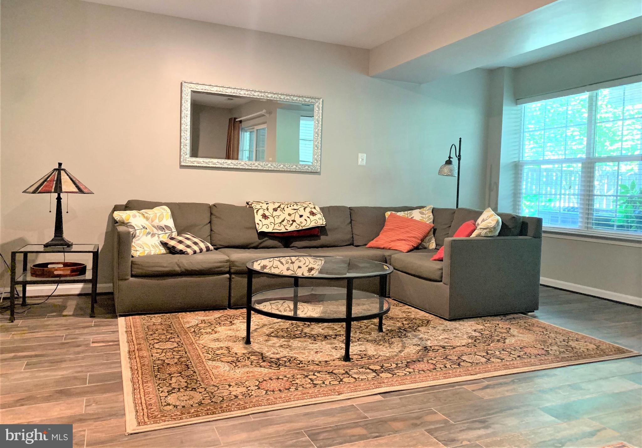 COMPTON VILLAGE - Residential