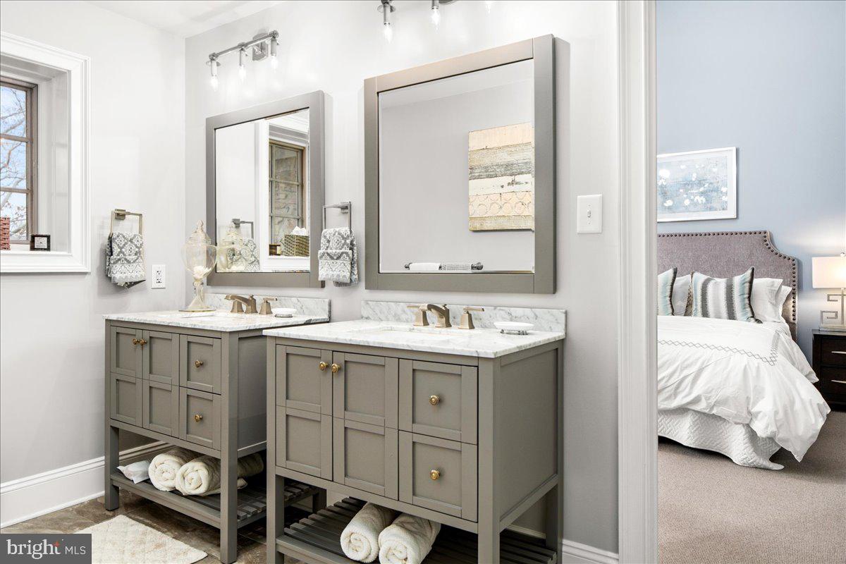 SOLEBURY - Residential