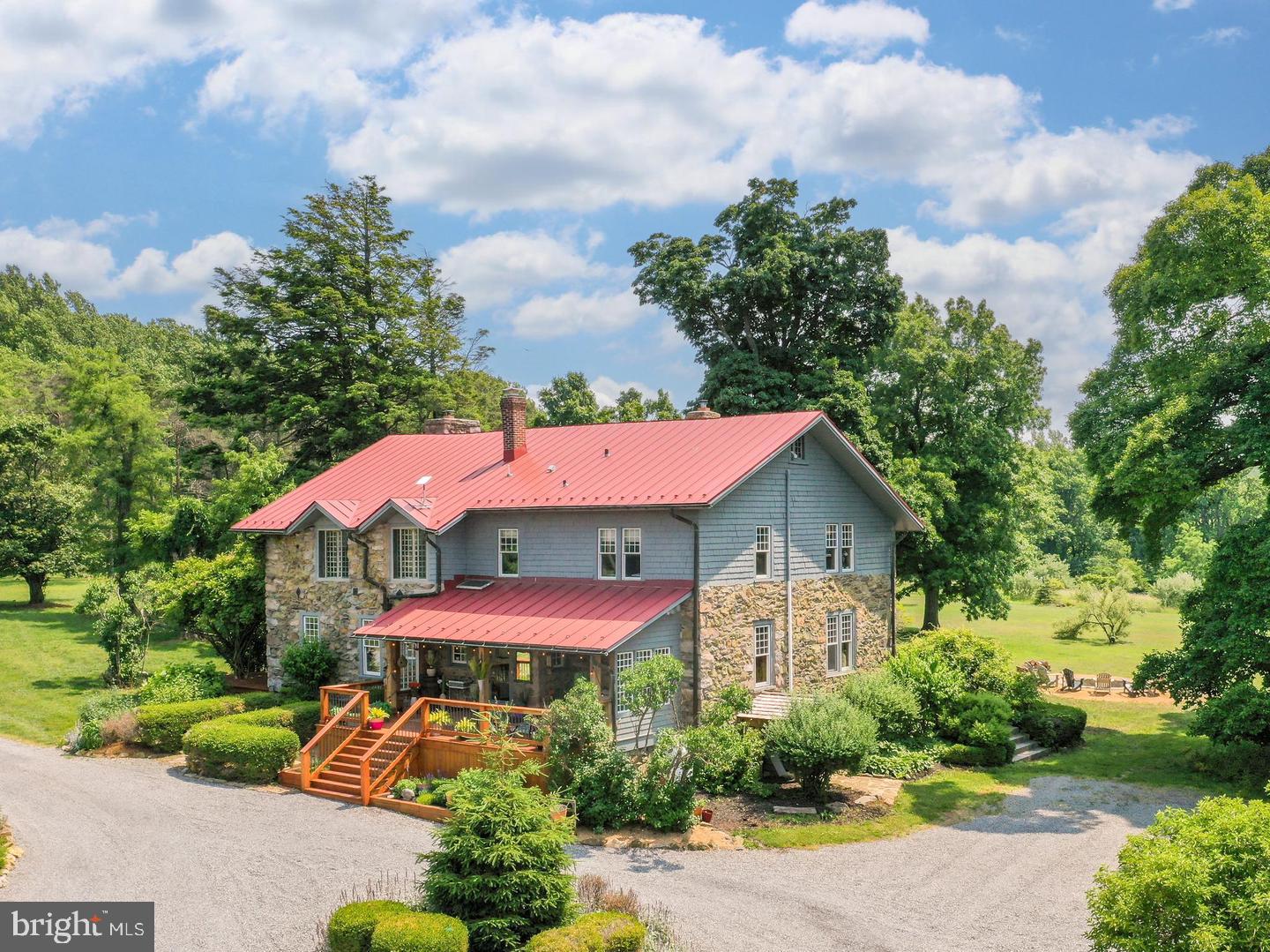18777 BLUERIDGE MOUNTAIN
