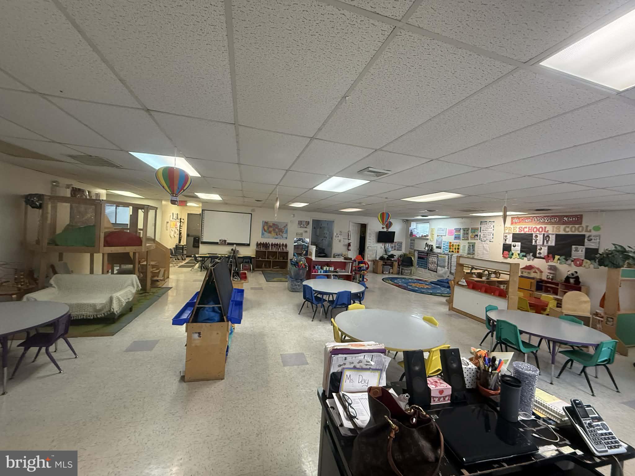 201 N PROGRESS AVENUE