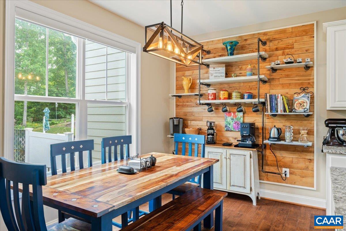 SPRING CREEK - Residential