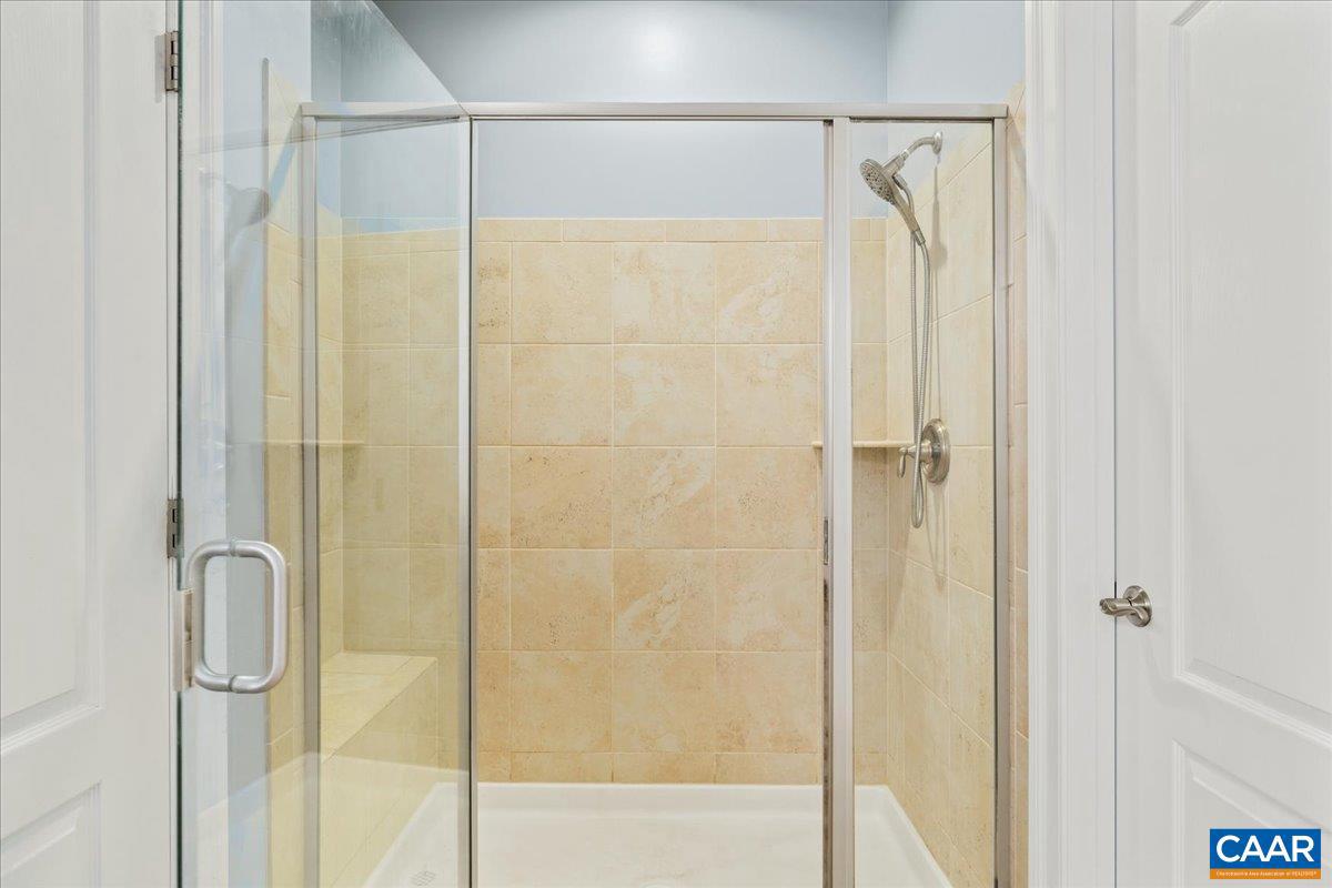 SPRING CREEK - Residential