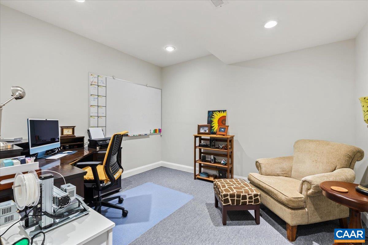 SPRING CREEK - Residential