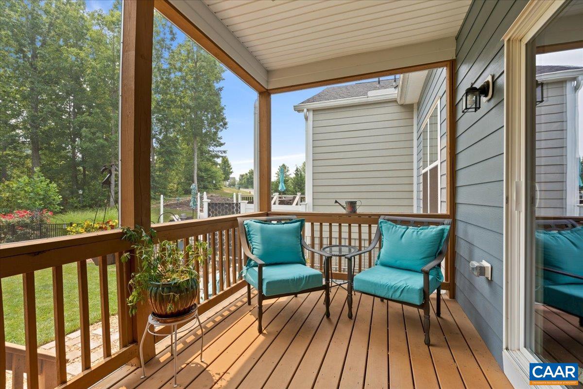 SPRING CREEK - Residential