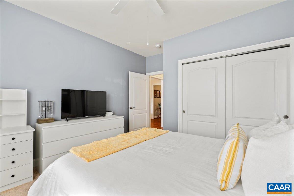 SPRING CREEK - Residential