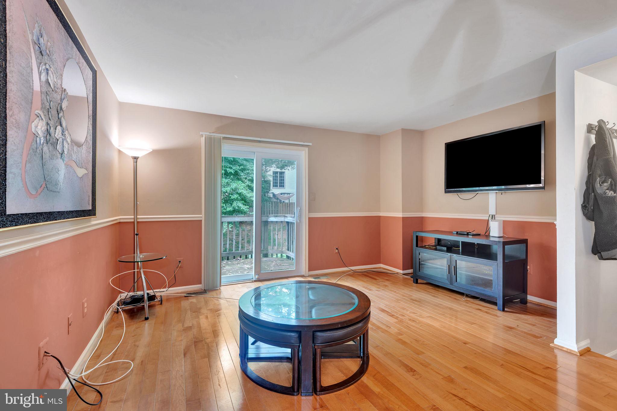 SPRINGFIELD OAKS - Residential