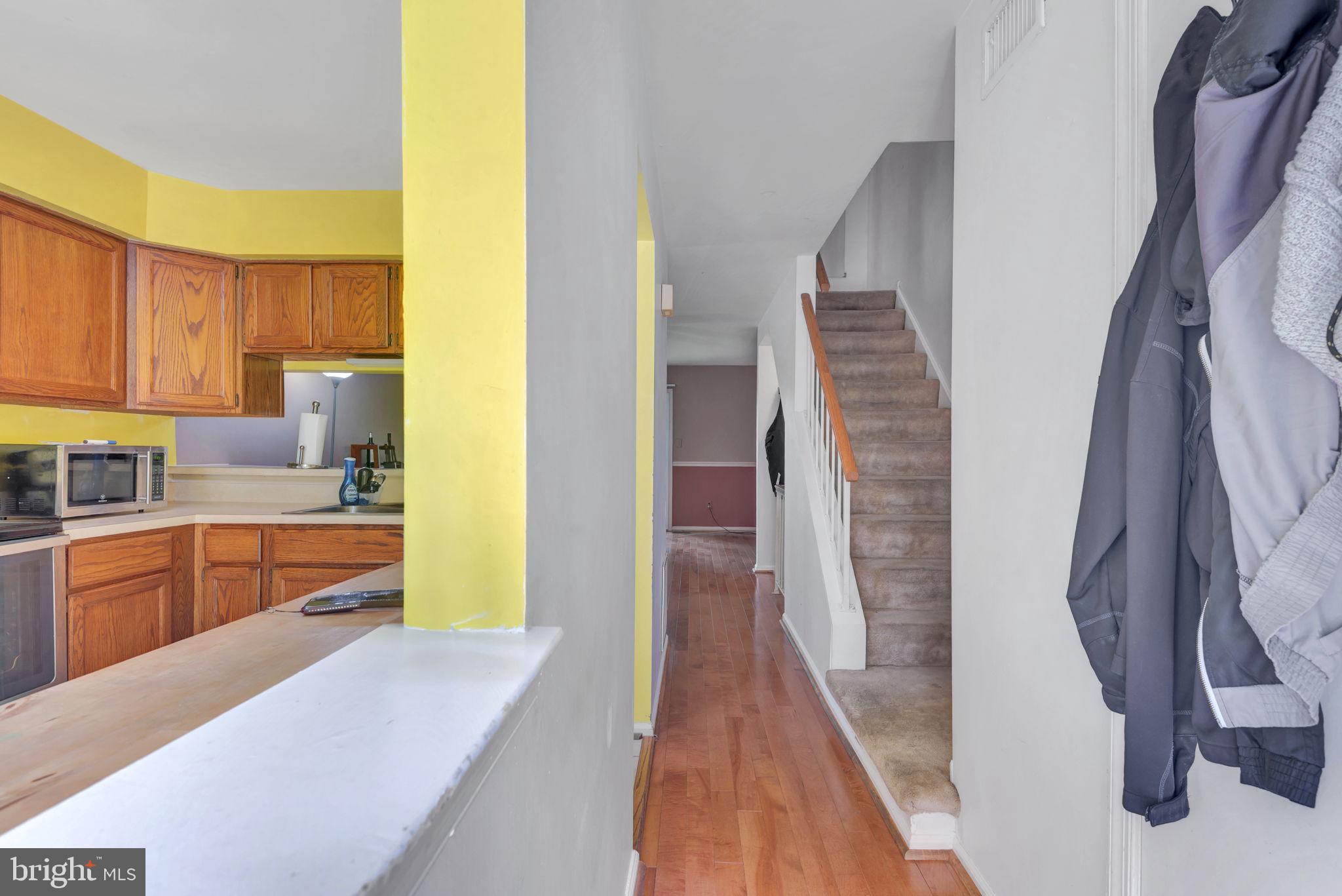 8508 LAUREL OAK DRIVE