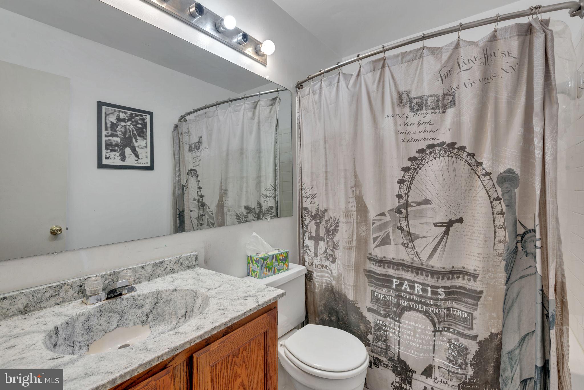 SPRINGFIELD OAKS - Residential