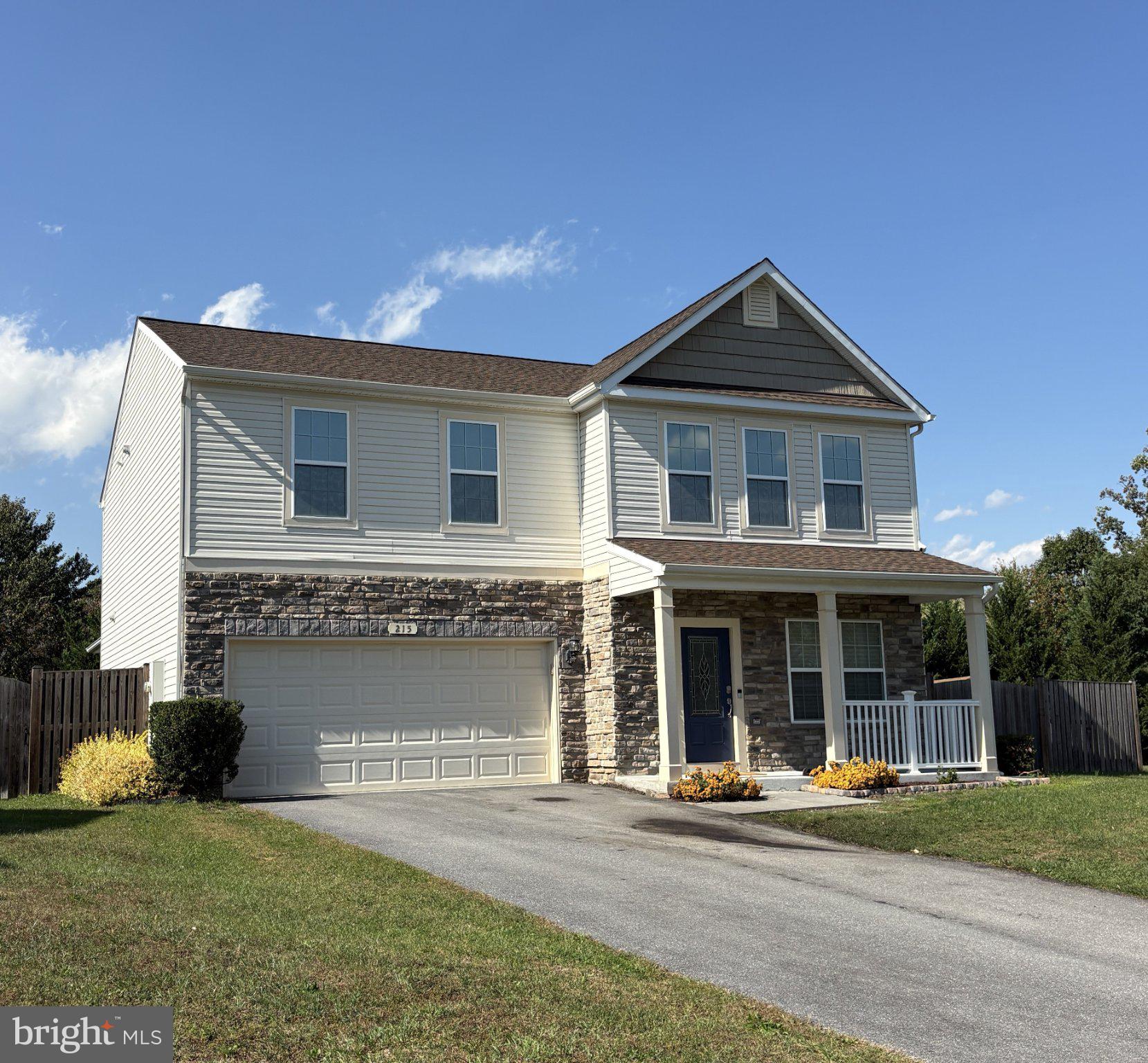 215 IVY HILL COURT