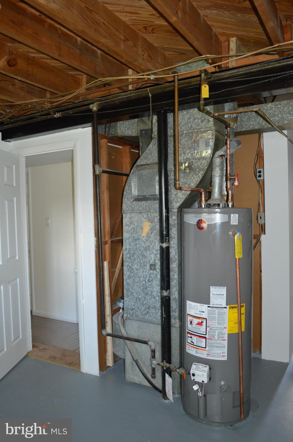 MONTICELLO WOODS - Residential