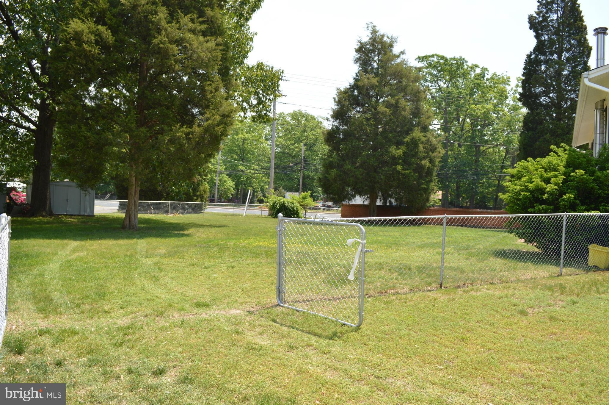 MONTICELLO WOODS - Residential