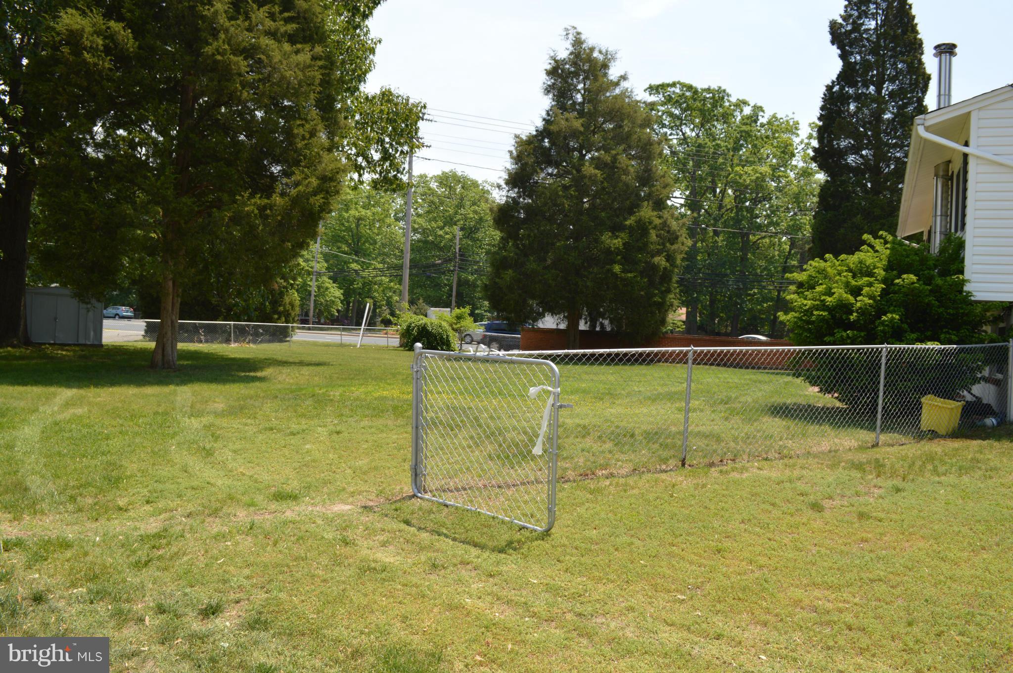 MONTICELLO WOODS - Residential