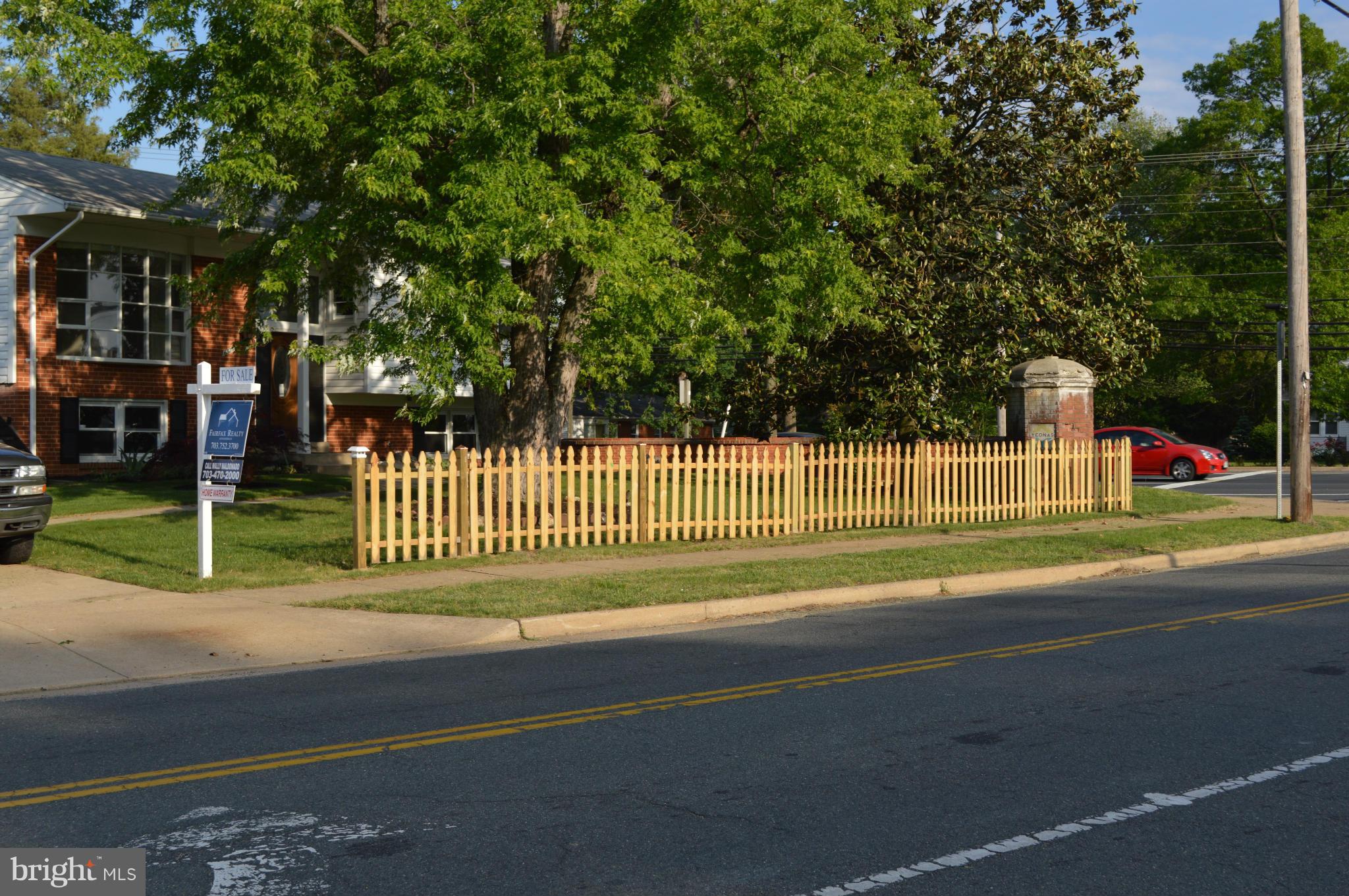 MONTICELLO WOODS - Residential