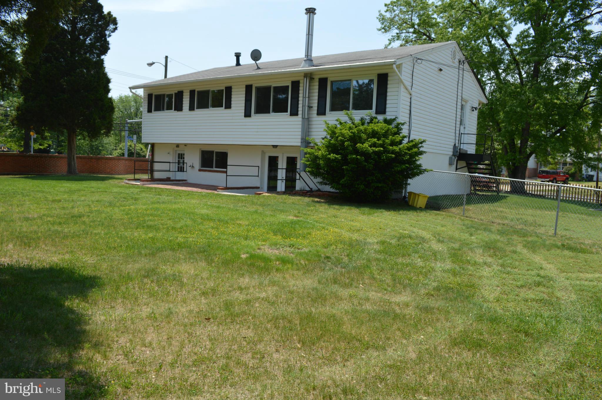 MONTICELLO WOODS - Residential