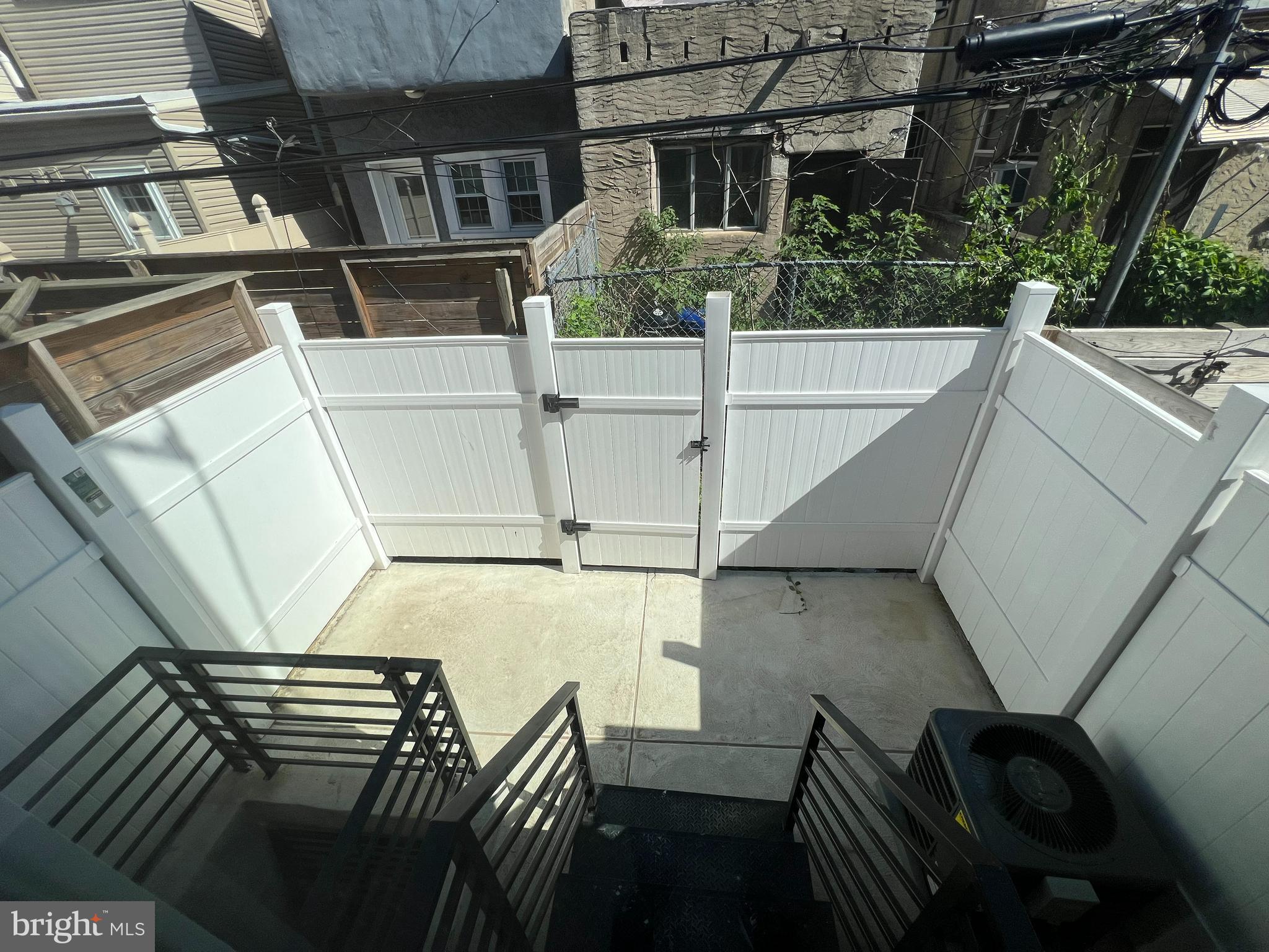 POINT BREEZE - Residential Lease