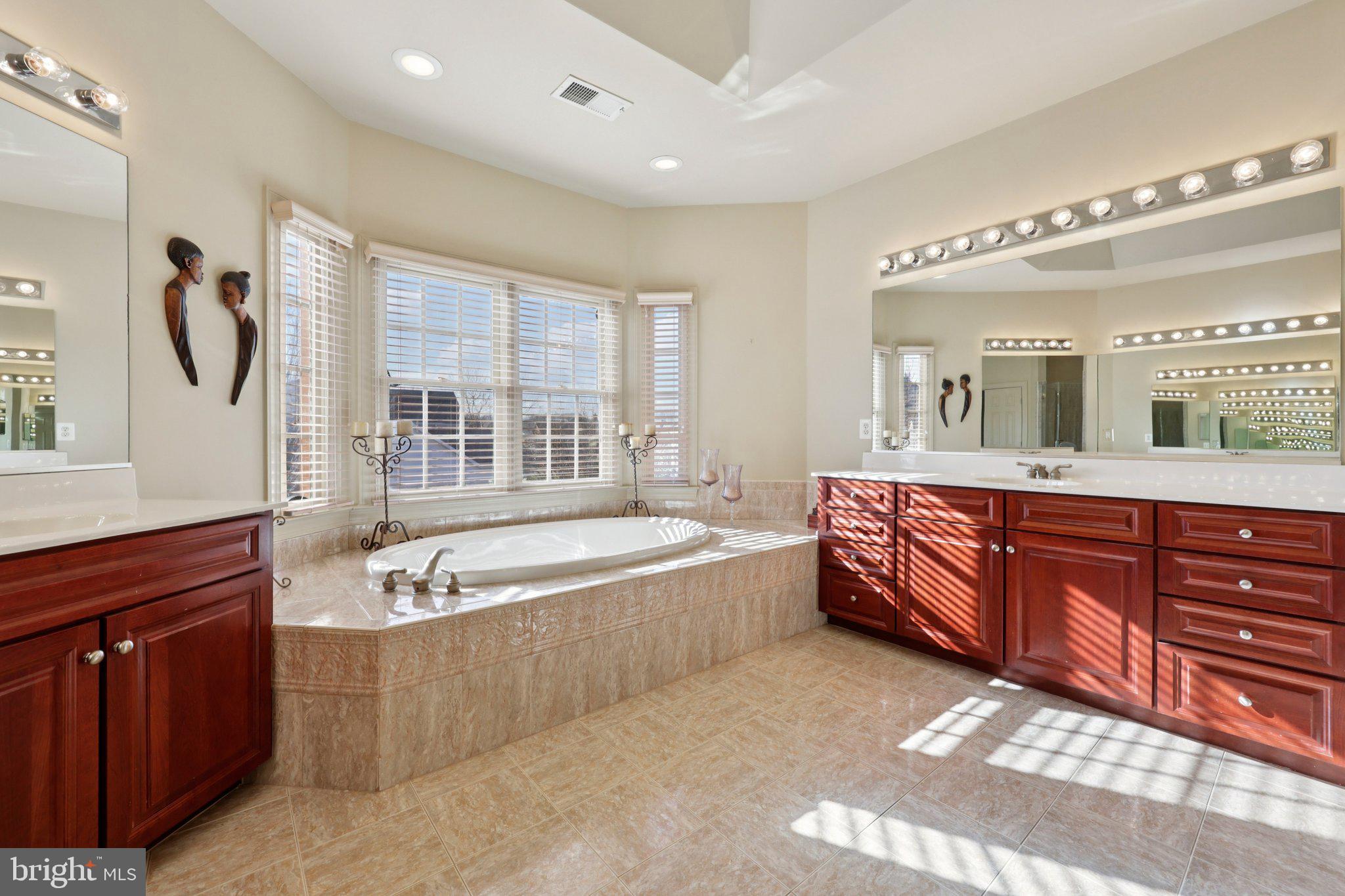 LAKE MANASSAS - Residential