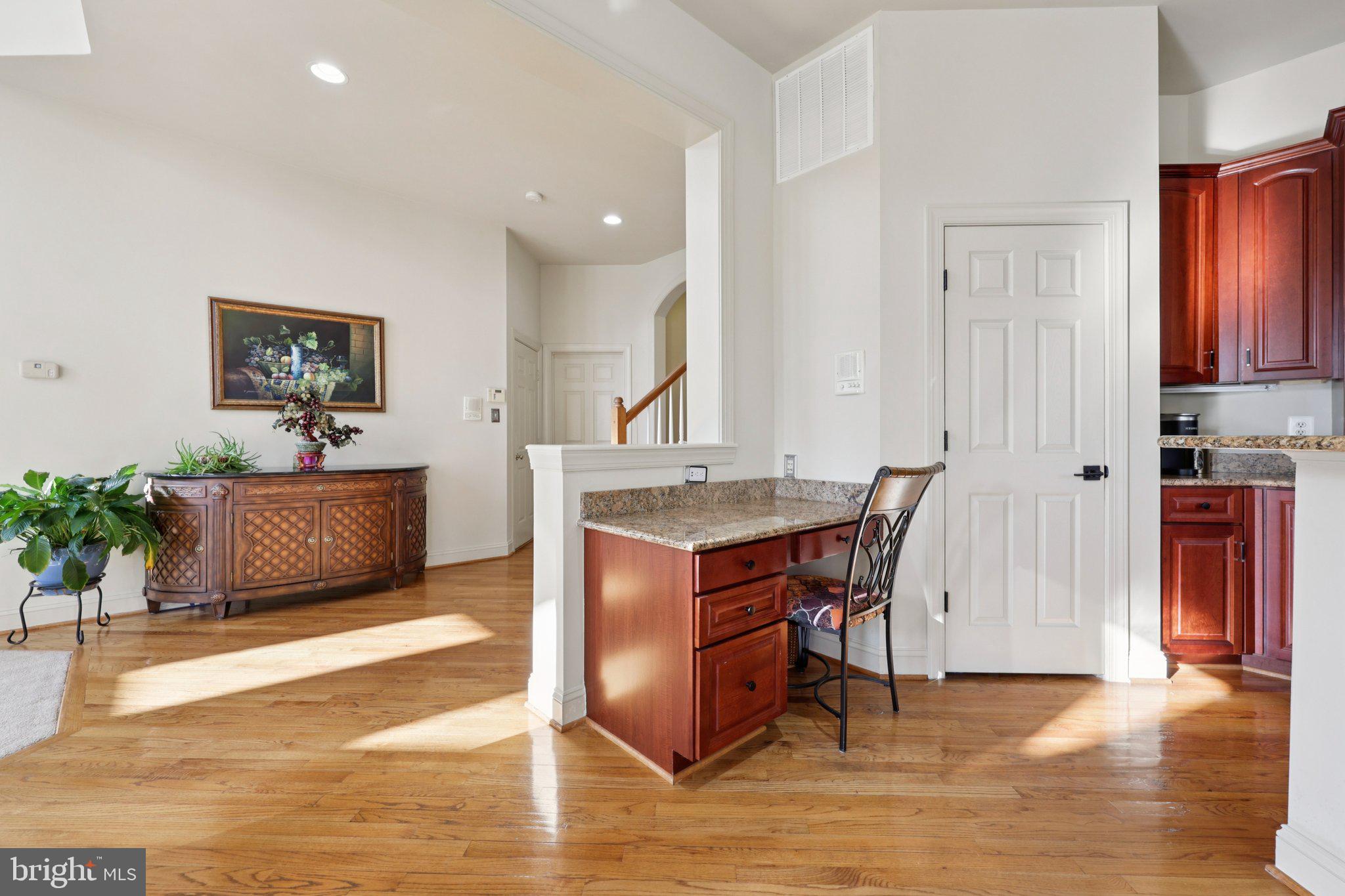 LAKE MANASSAS - Residential