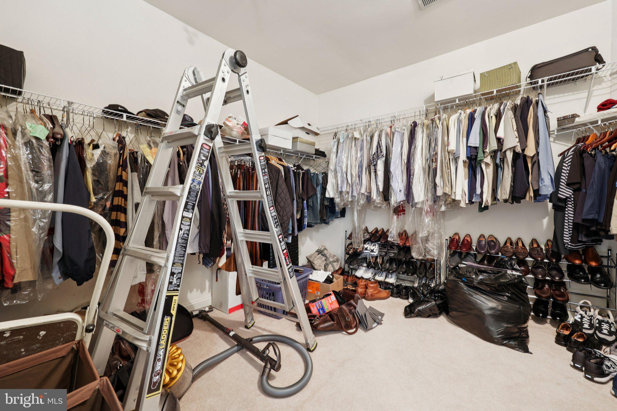 LAKE MANASSAS - Residential