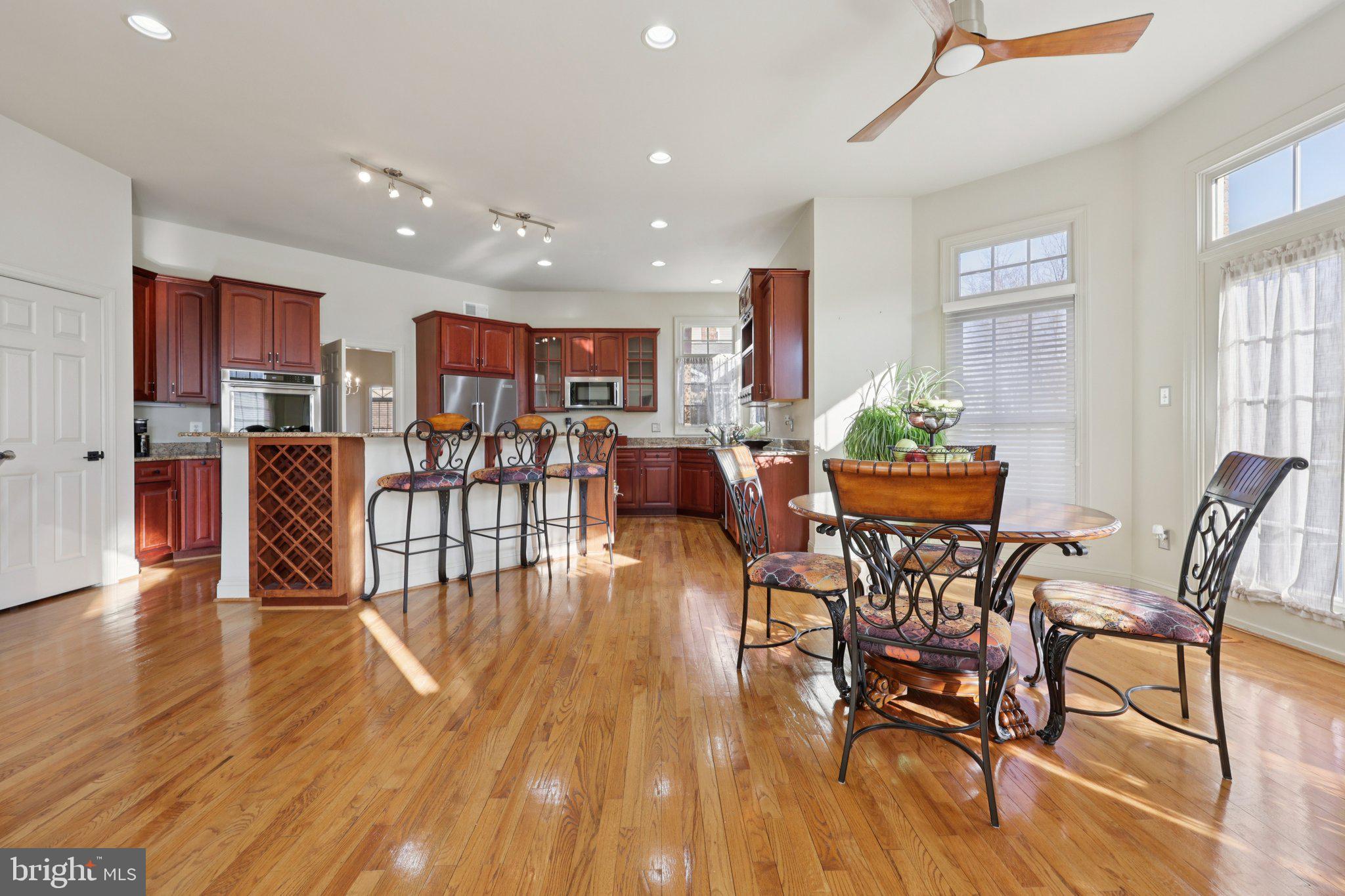 LAKE MANASSAS - Residential