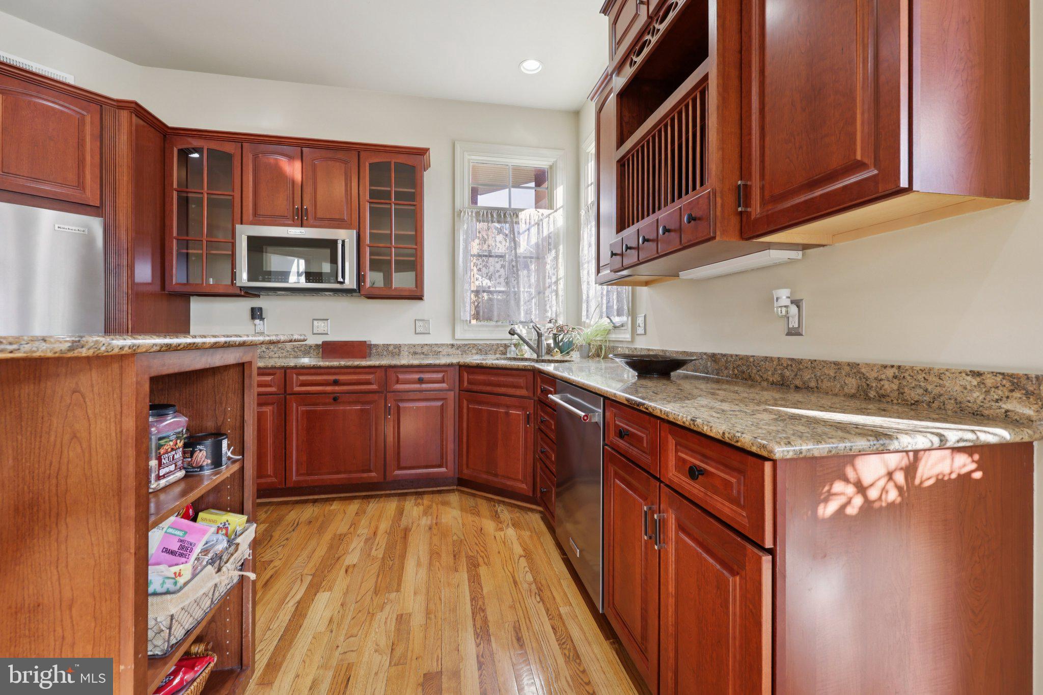 LAKE MANASSAS - Residential