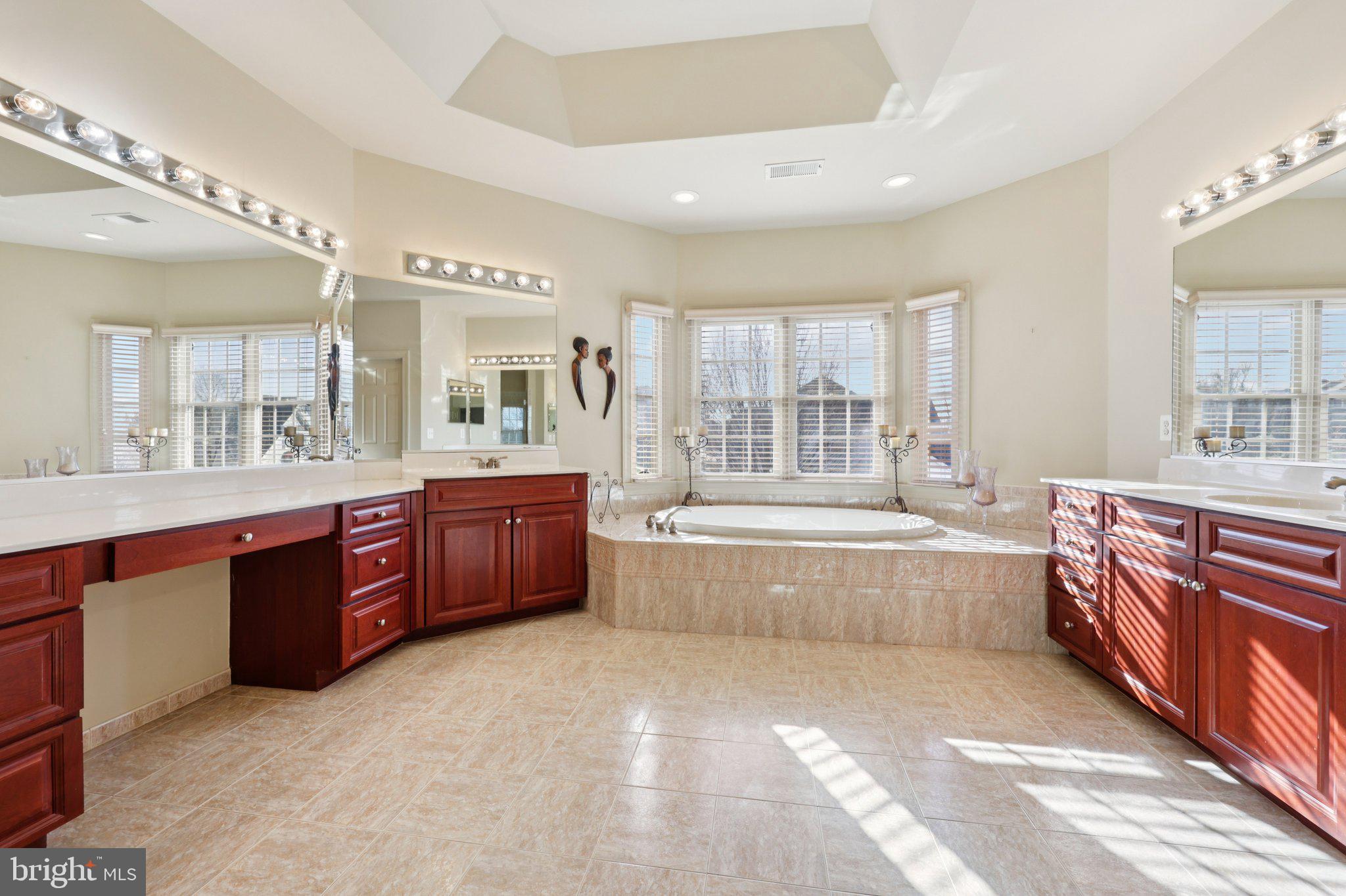 LAKE MANASSAS - Residential