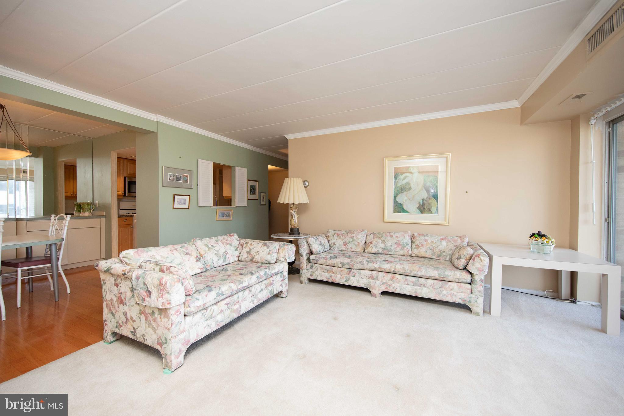 JENKINTOWN - Residential