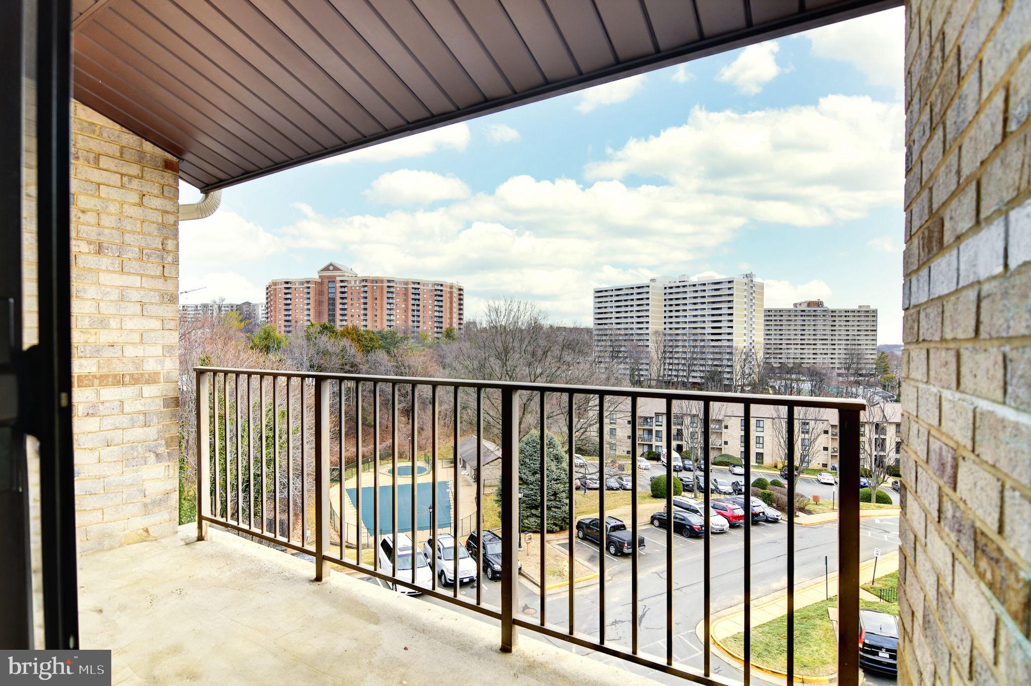 EDSALL BLUFF - Residential