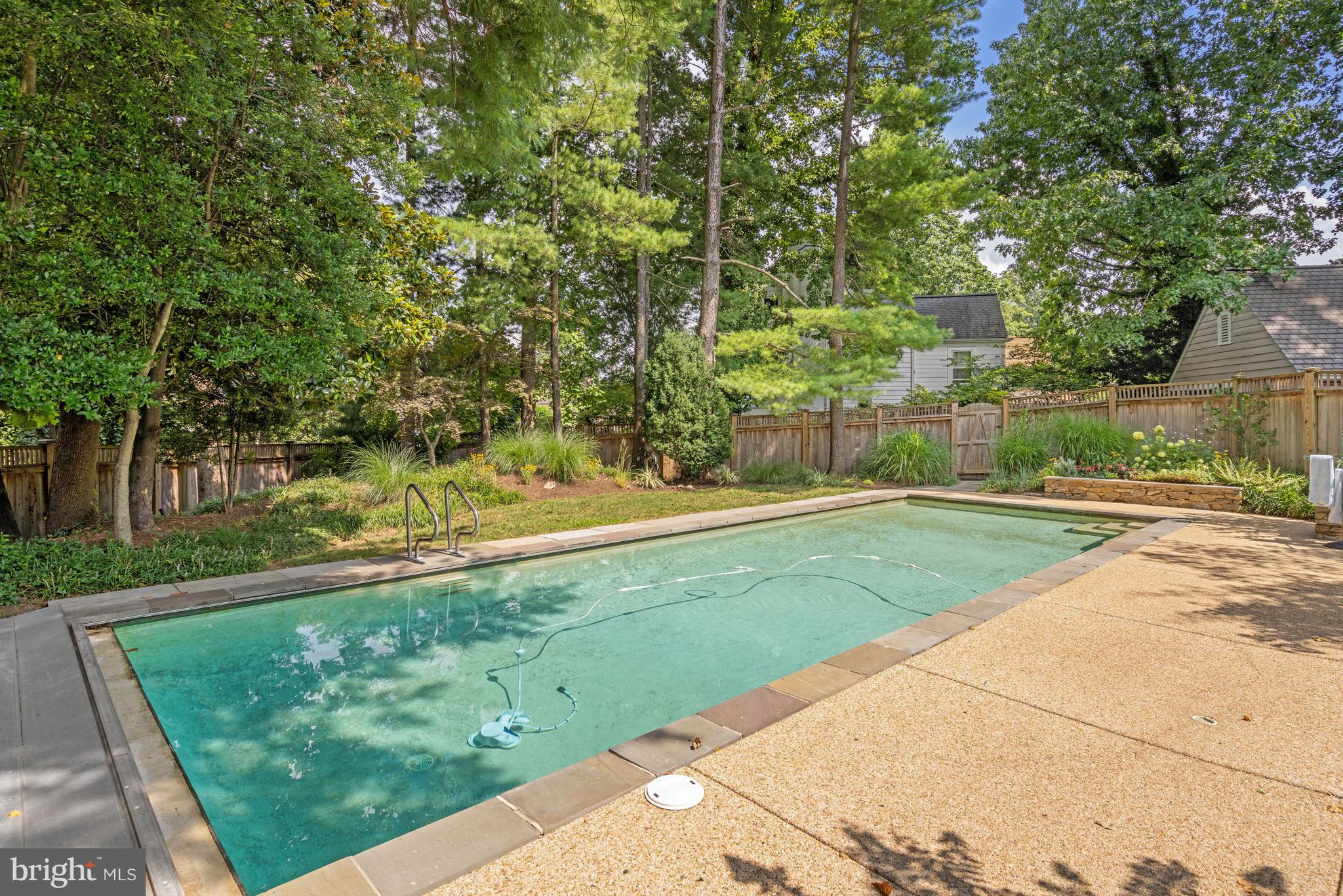 EDGEMOOR - Residential