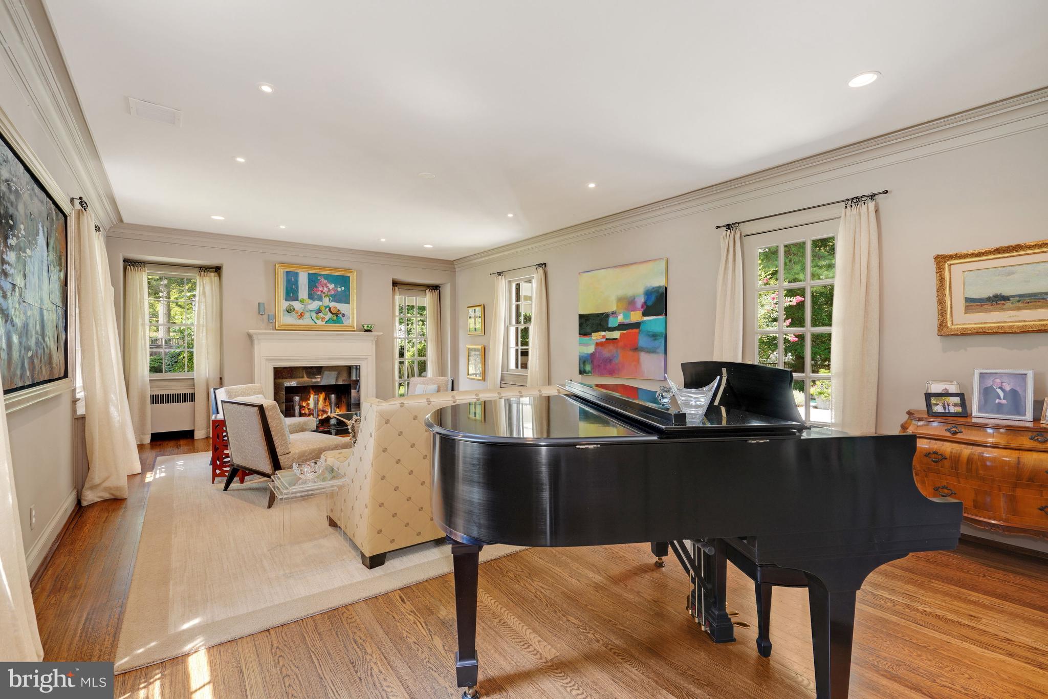 EDGEMOOR - Residential