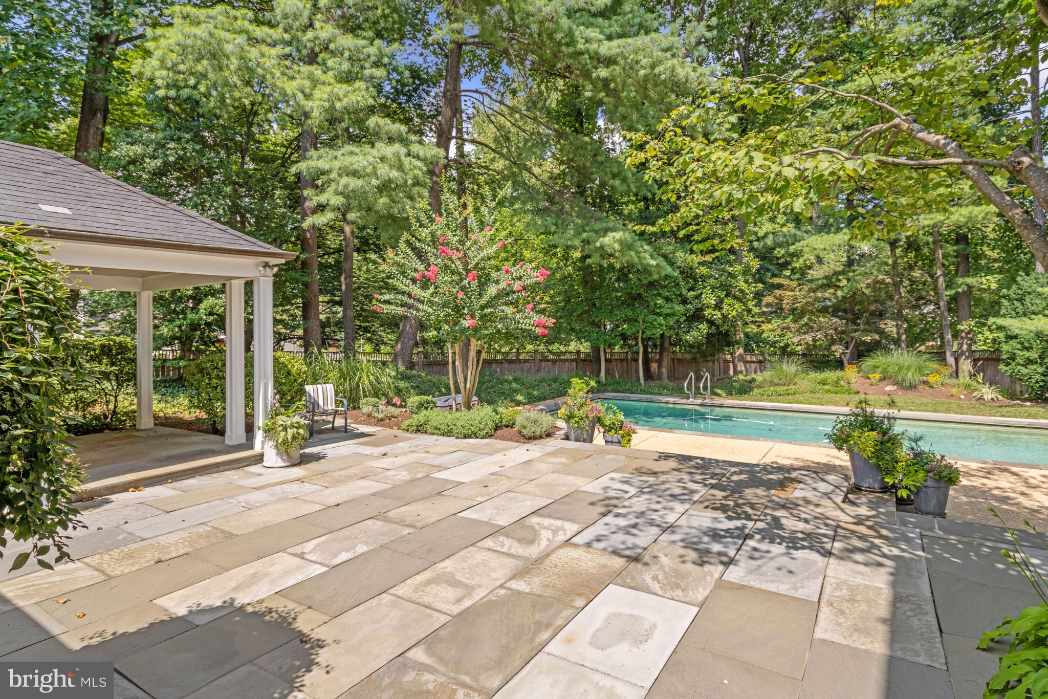 EDGEMOOR - Residential