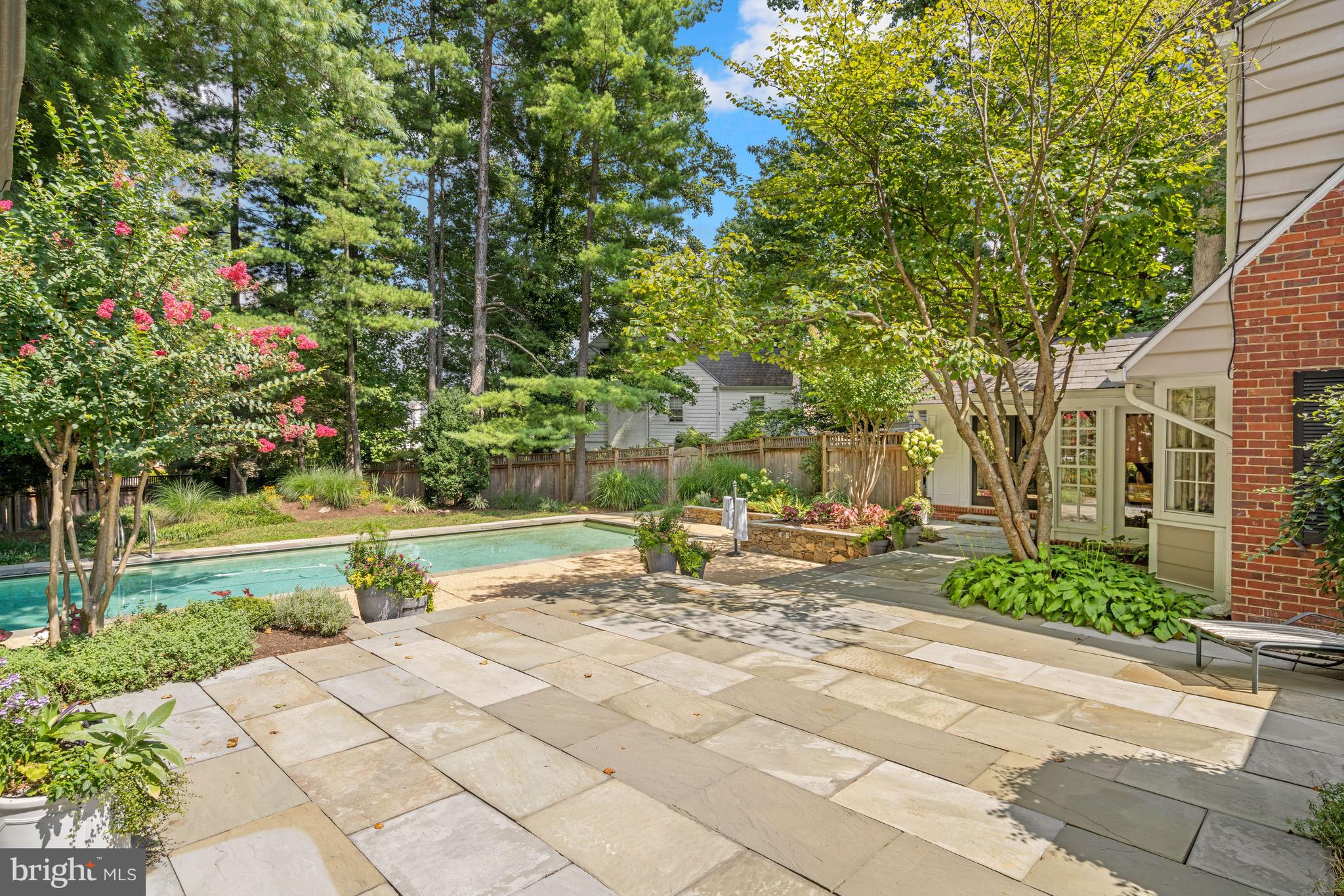 EDGEMOOR - Residential