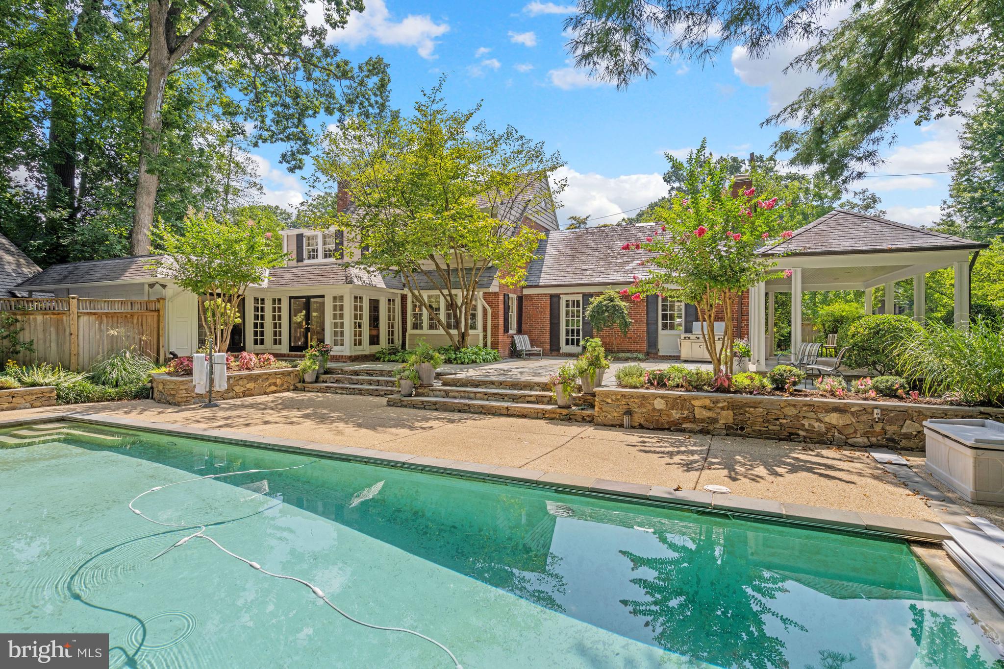 EDGEMOOR - Residential