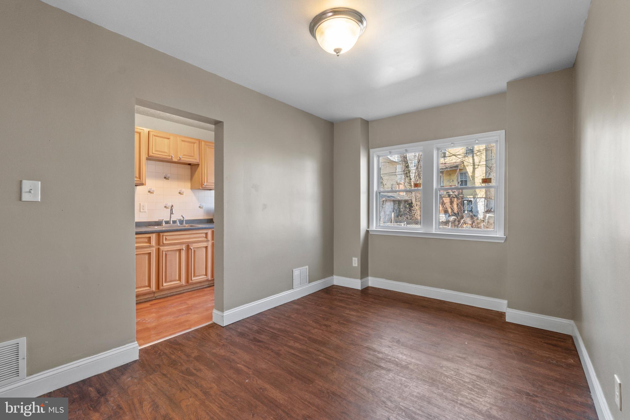 TOWANDA - Residential