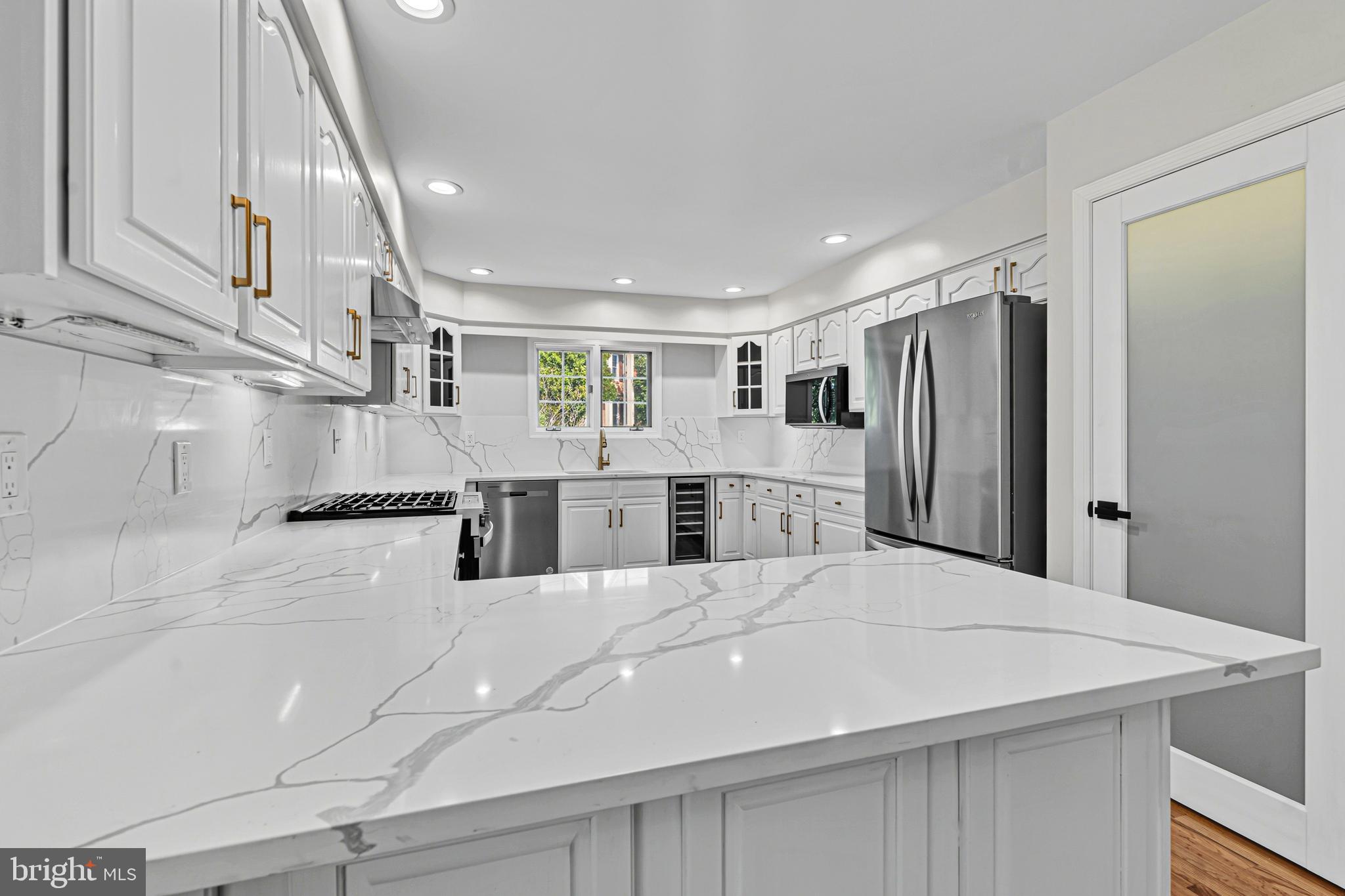 GLENN DALE - Residential Lease