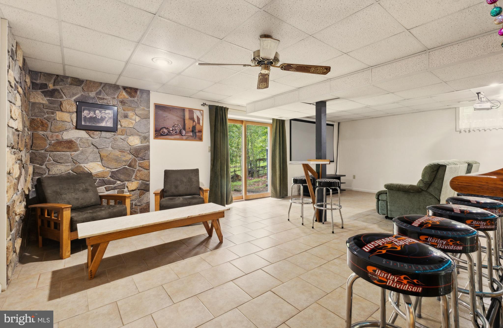 BULL RUN MOUNTAIN ESTATE - Residential