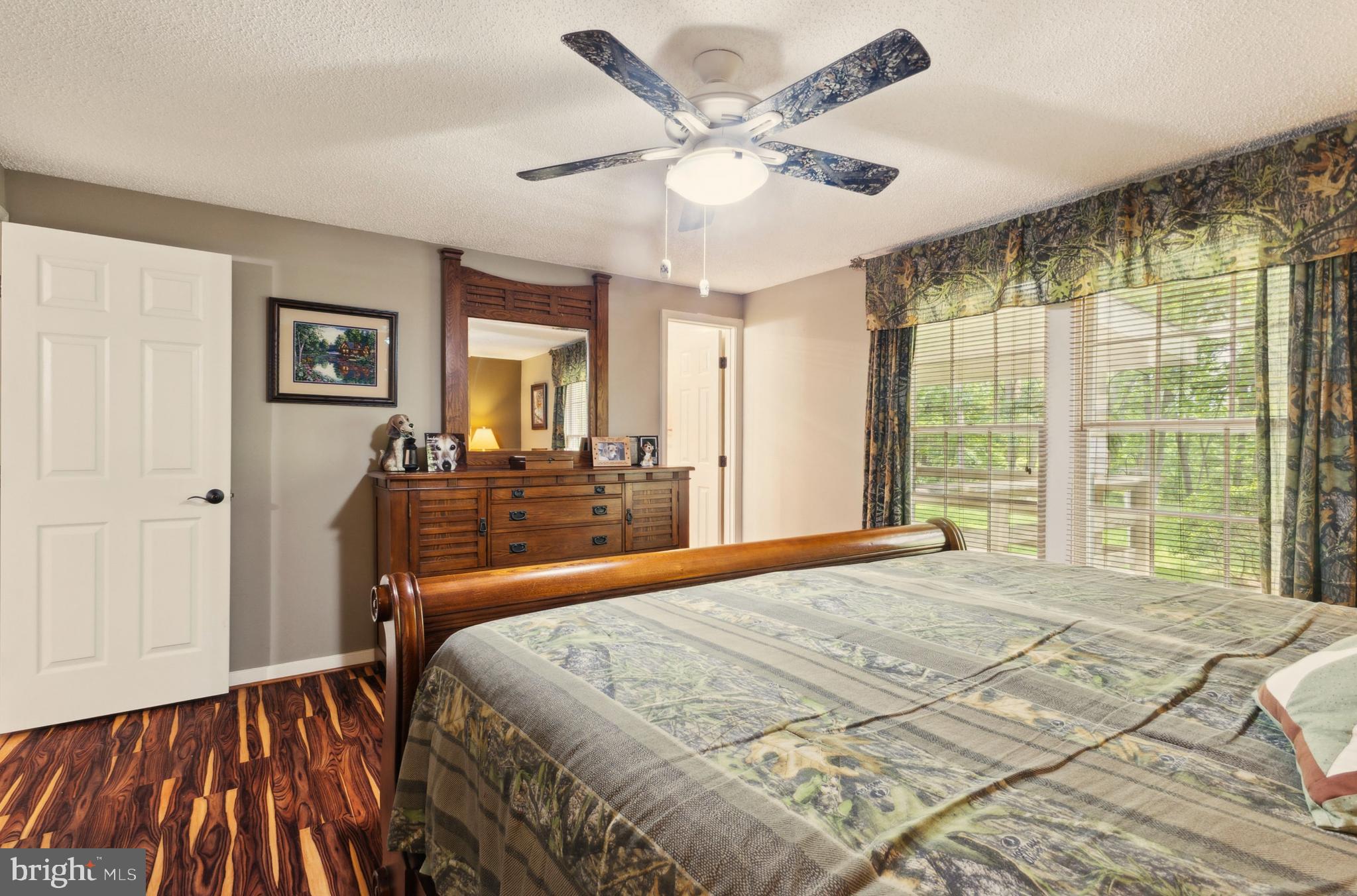 BULL RUN MOUNTAIN ESTATE - Residential