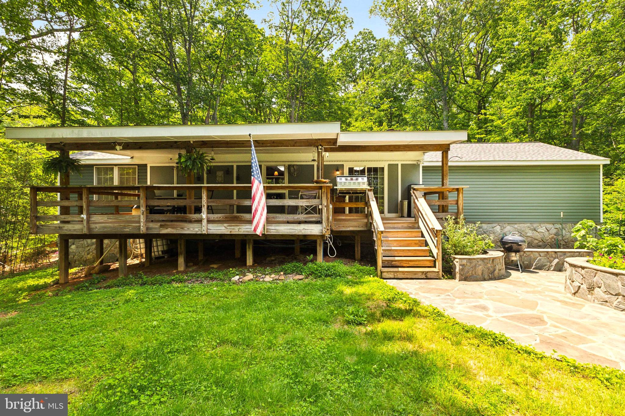 BULL RUN MOUNTAIN ESTATE - Residential